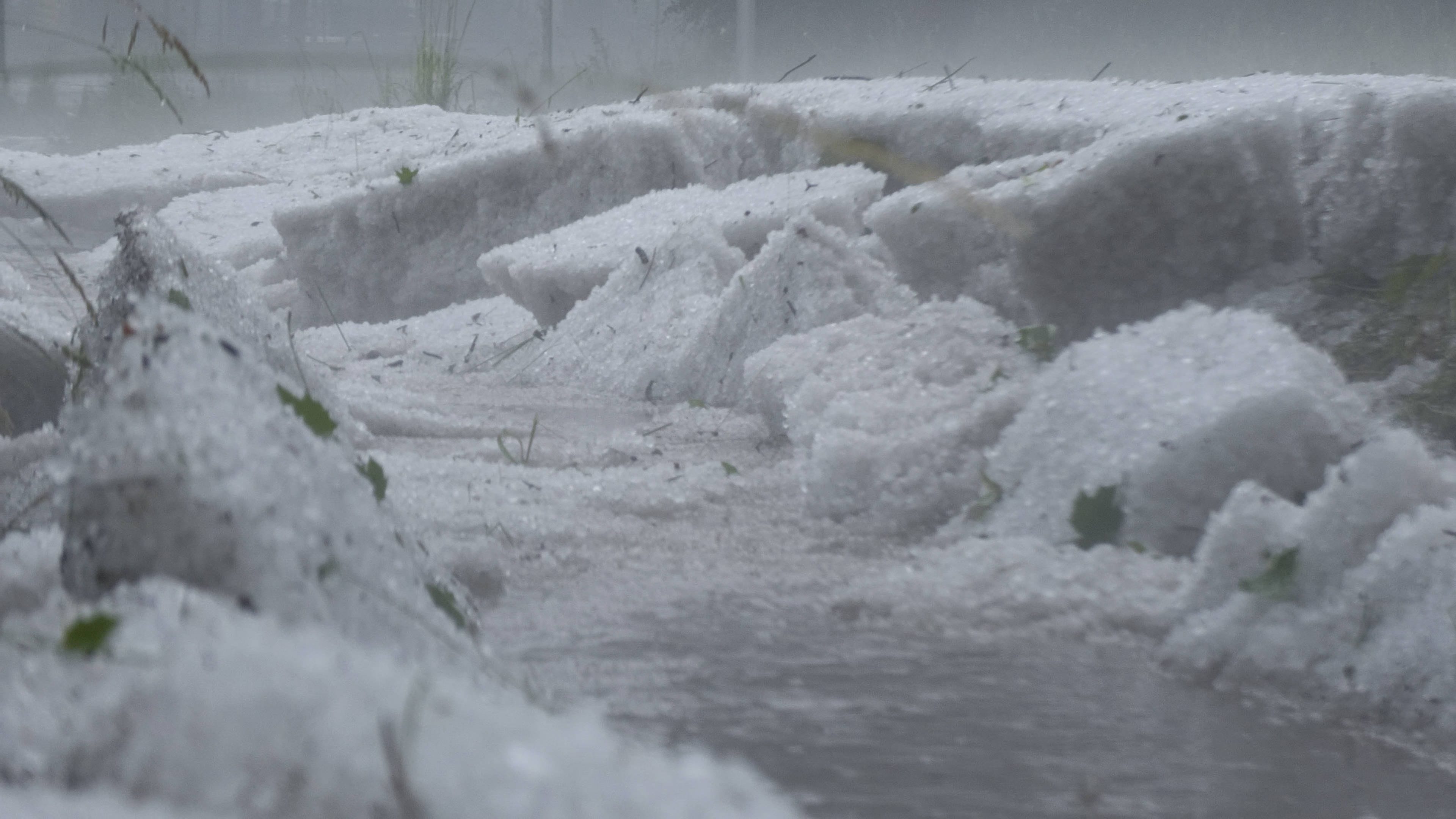 Unwetter mit Hagel sind über das Erzgebirge hinweggezogen: Verletzt wurde nach bisherigen Informationen niemand.