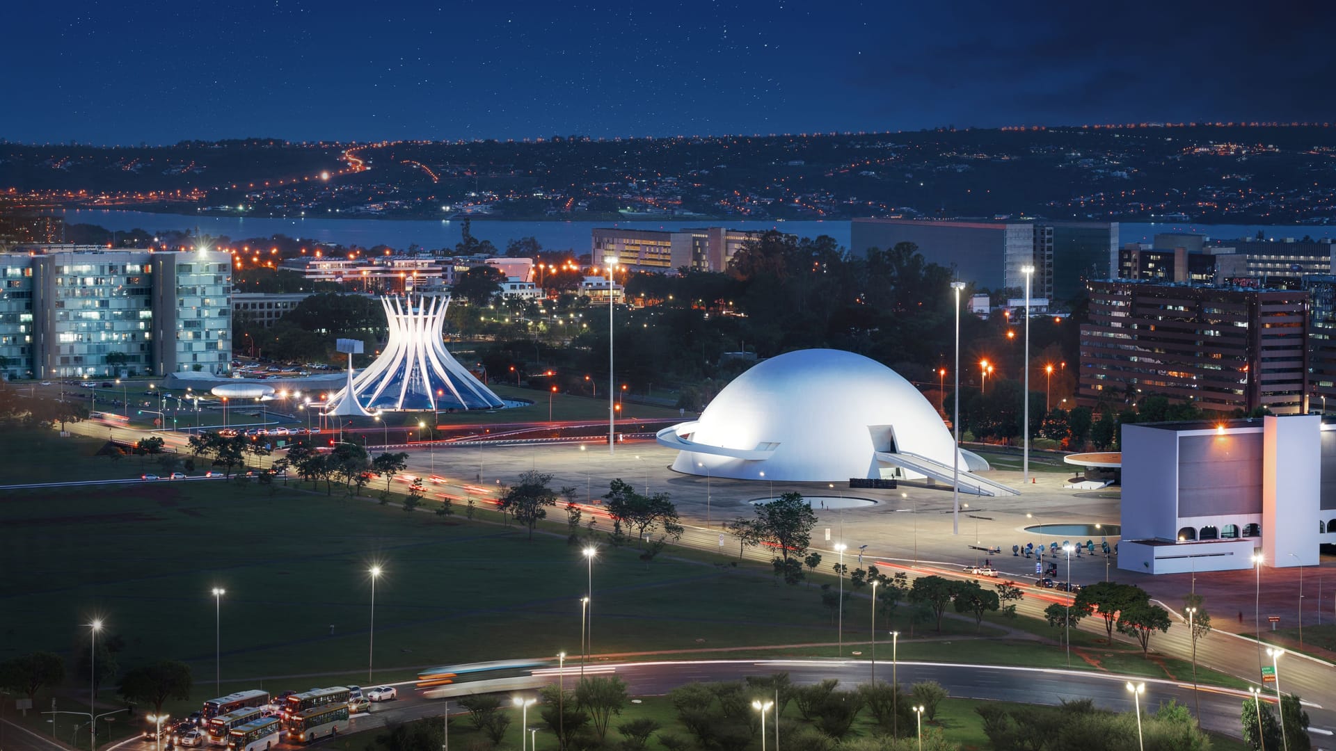 Brasília von oben: Die Stadt wirkt wie ein 3D-Modell aus einer Architektenschule.