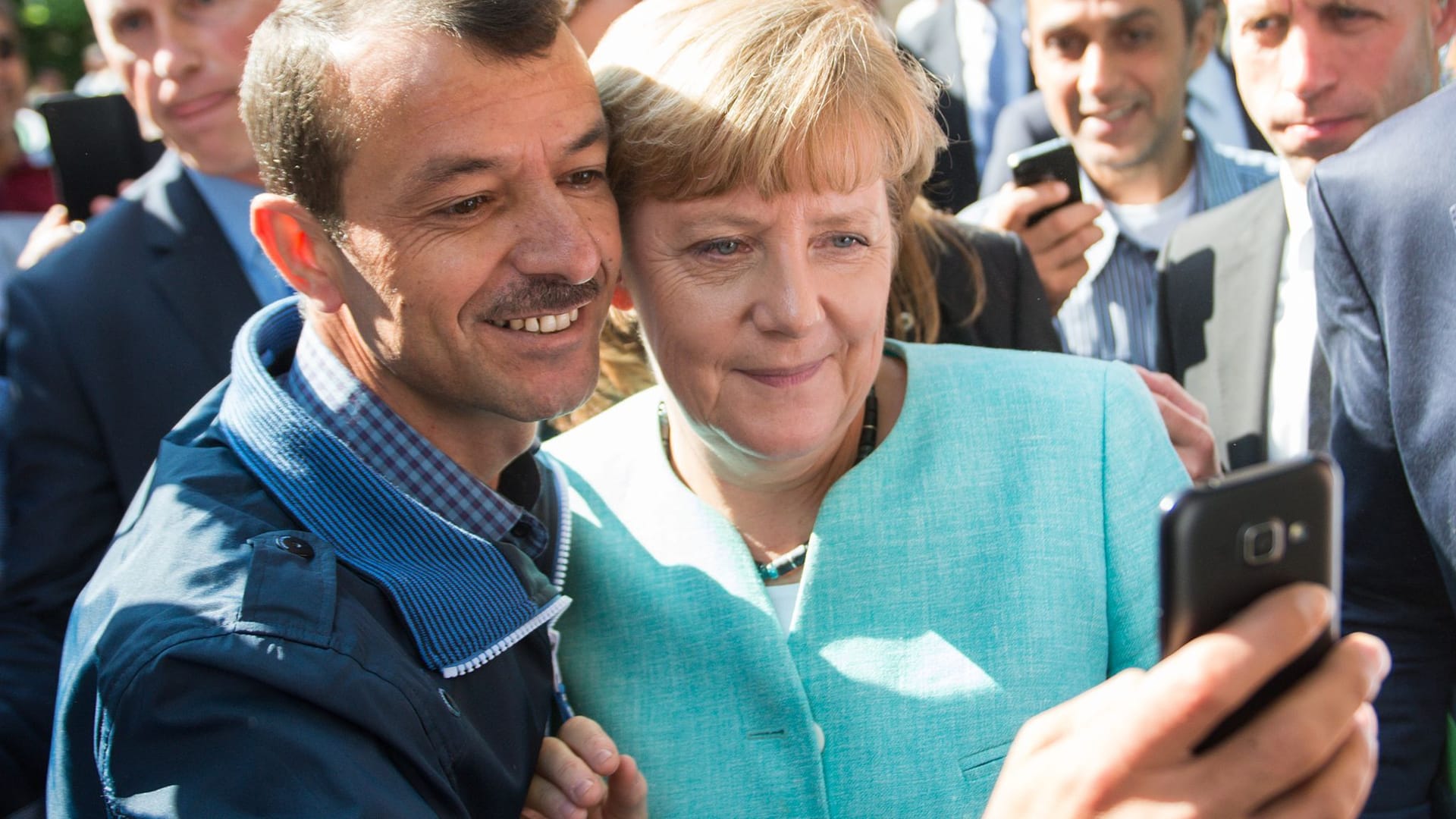 Angela Merkel trifft Flüchtlinge Angela Merkel trifft Flüchtlinge