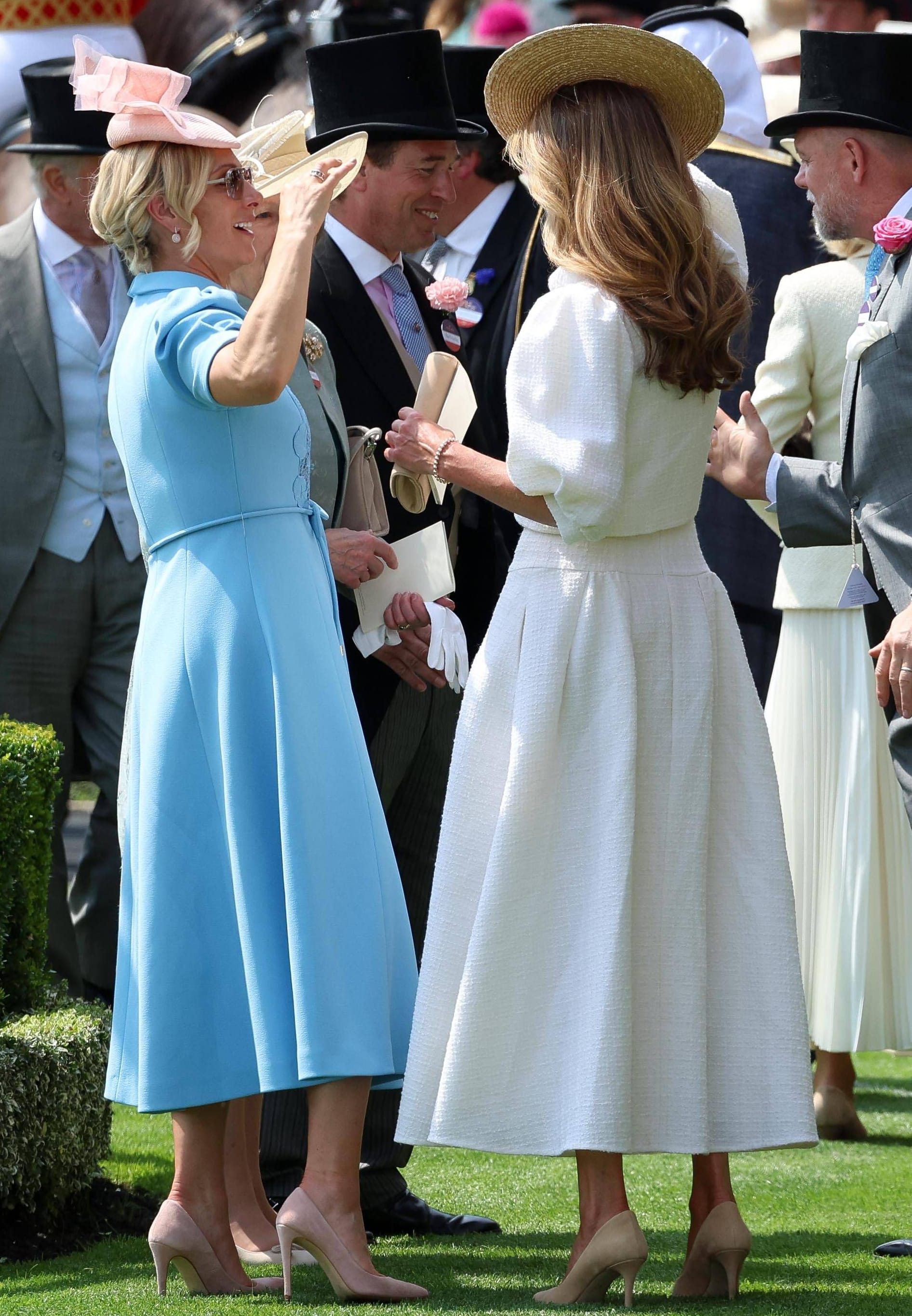 Harriet Sperling mit Zara Tindall.