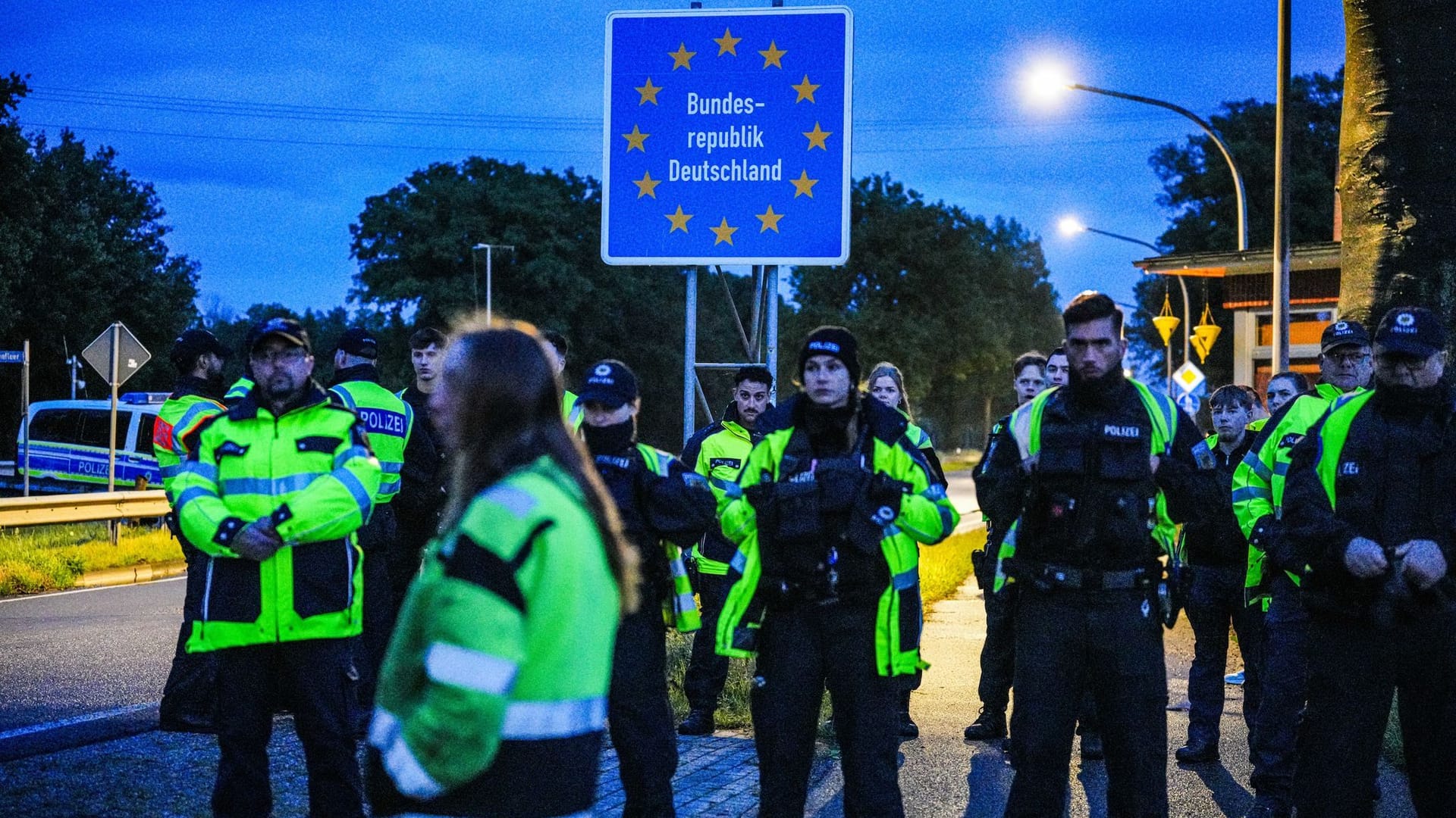 Niederländer kontrollieren eigenmächtig an deutscher Grenze Niederländer kontrollieren eigenmächtig an deutscher Grenze