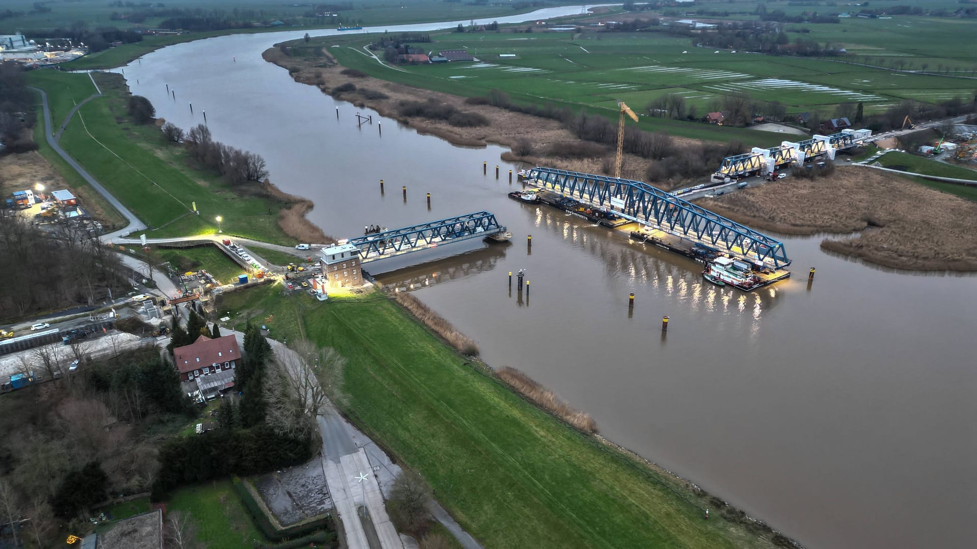 Die Friesenbrücke bei Weener: Sie gilt als Vorbild für den Neubau.