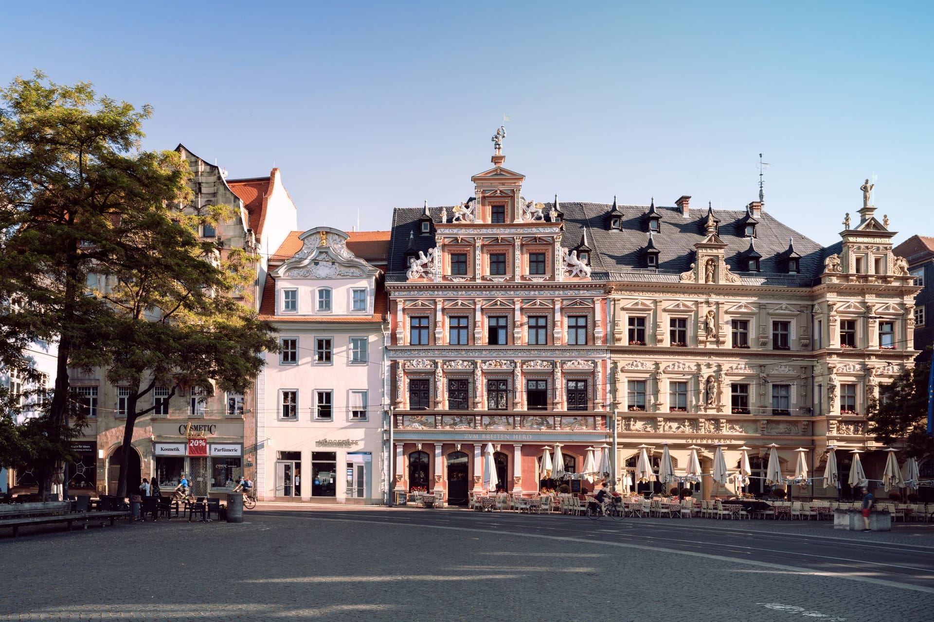Fischmarkt in Erfurt: Die Finanzämter in Thüringen leisten sich die geringste Bearbeitungszeit für Steuererklärungen.