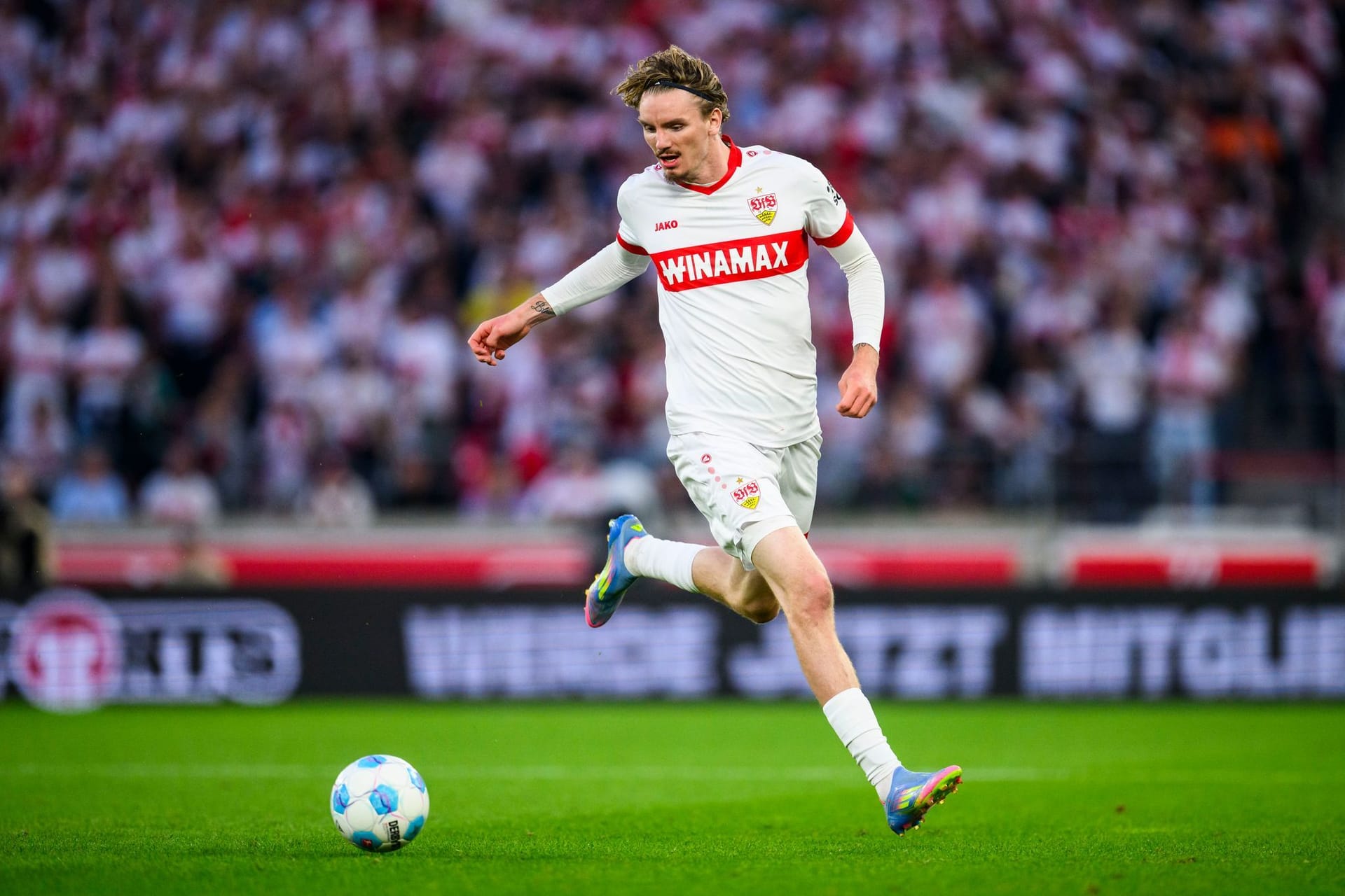 VfB Stuttgart - FC Augsburg VfB Stuttgart - FC Augsburg