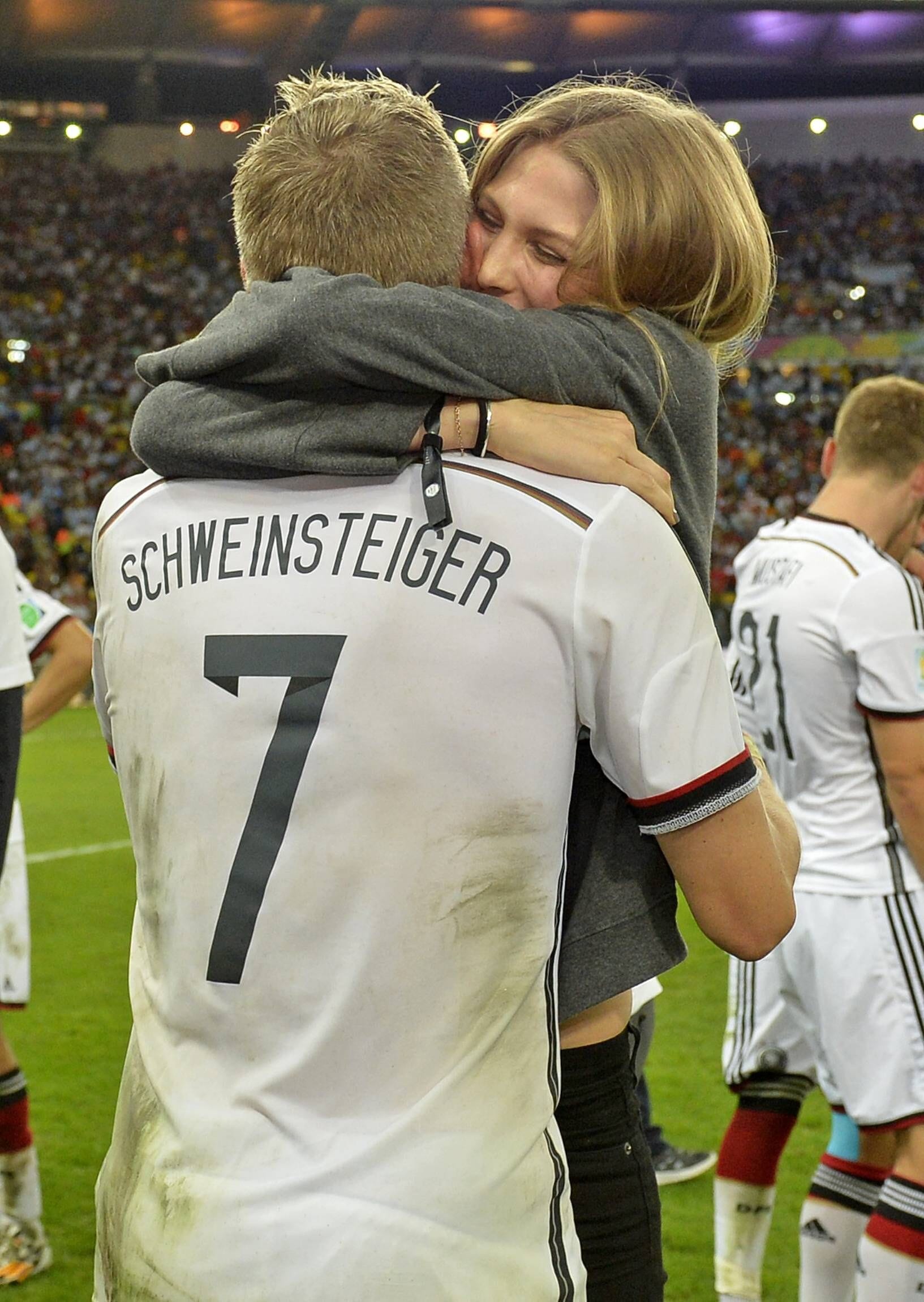Bastian Schweinsteiger und Sarah Brandner beim WM-Finale 2014.