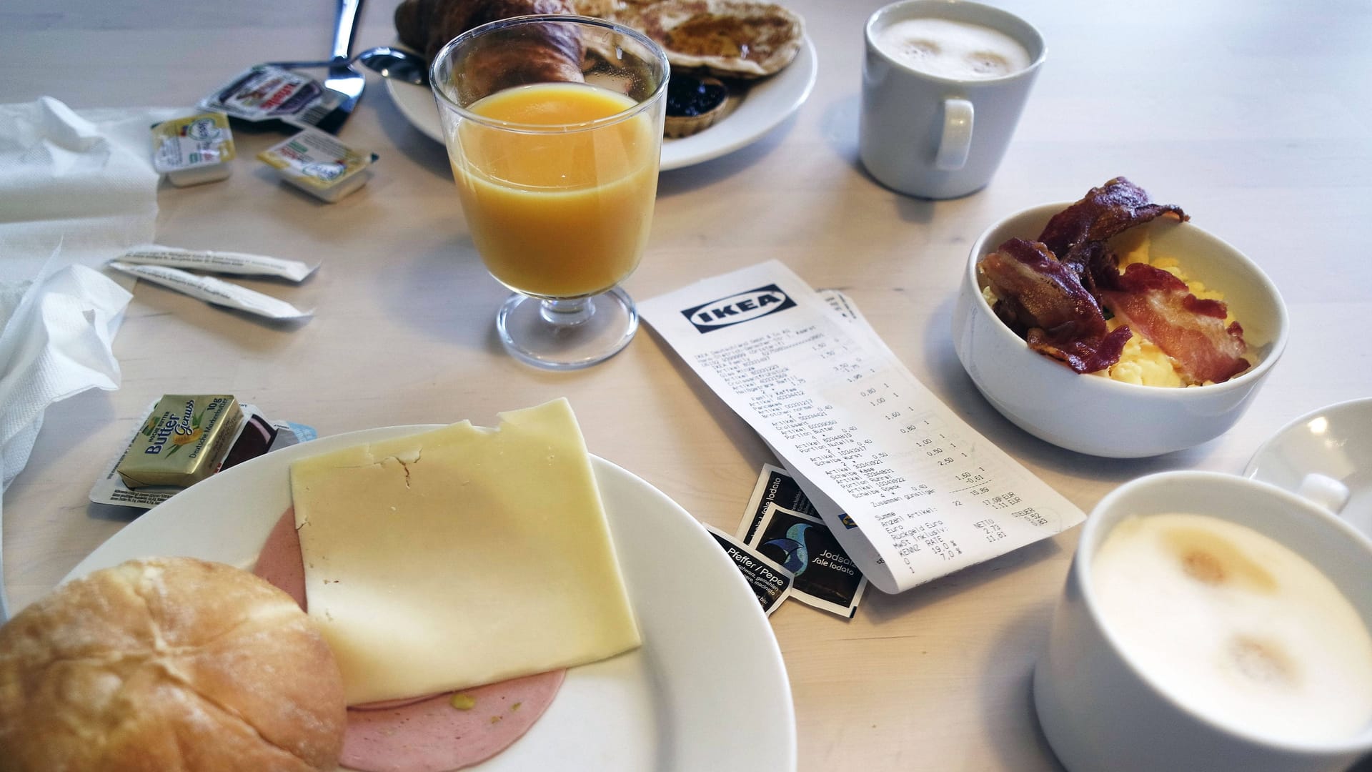 Frühstück bei Ikea: Das Angebot wurde in Bremerhaven gestrichen.