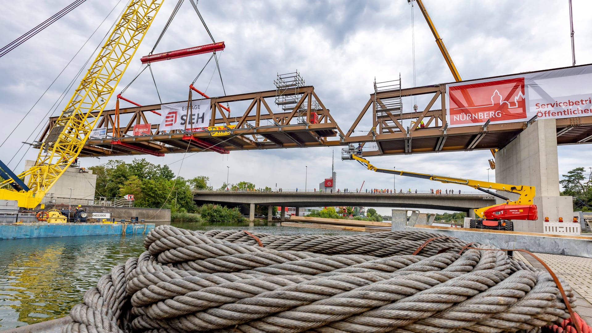 Bauarbeiten am Nürnberger Hafen (Archivfoto): Etwa 347,5 Millionen Euro soll der Bau einmal kosten.