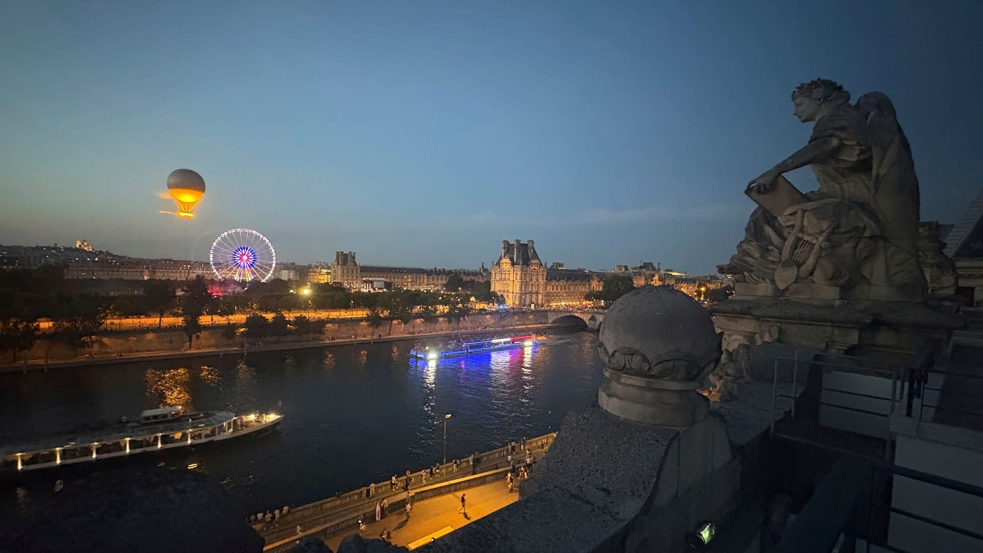 Olympischer Ballon in Paris steigt wieder auf