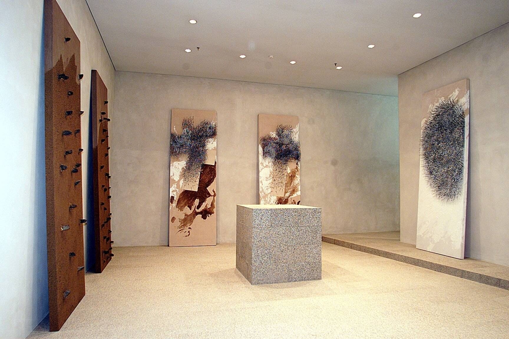 Der Andachtsraum im Berliner Reichstag (Archivfoto): Auch hier hinterließ Georg Uecker ein Kunstwerk.