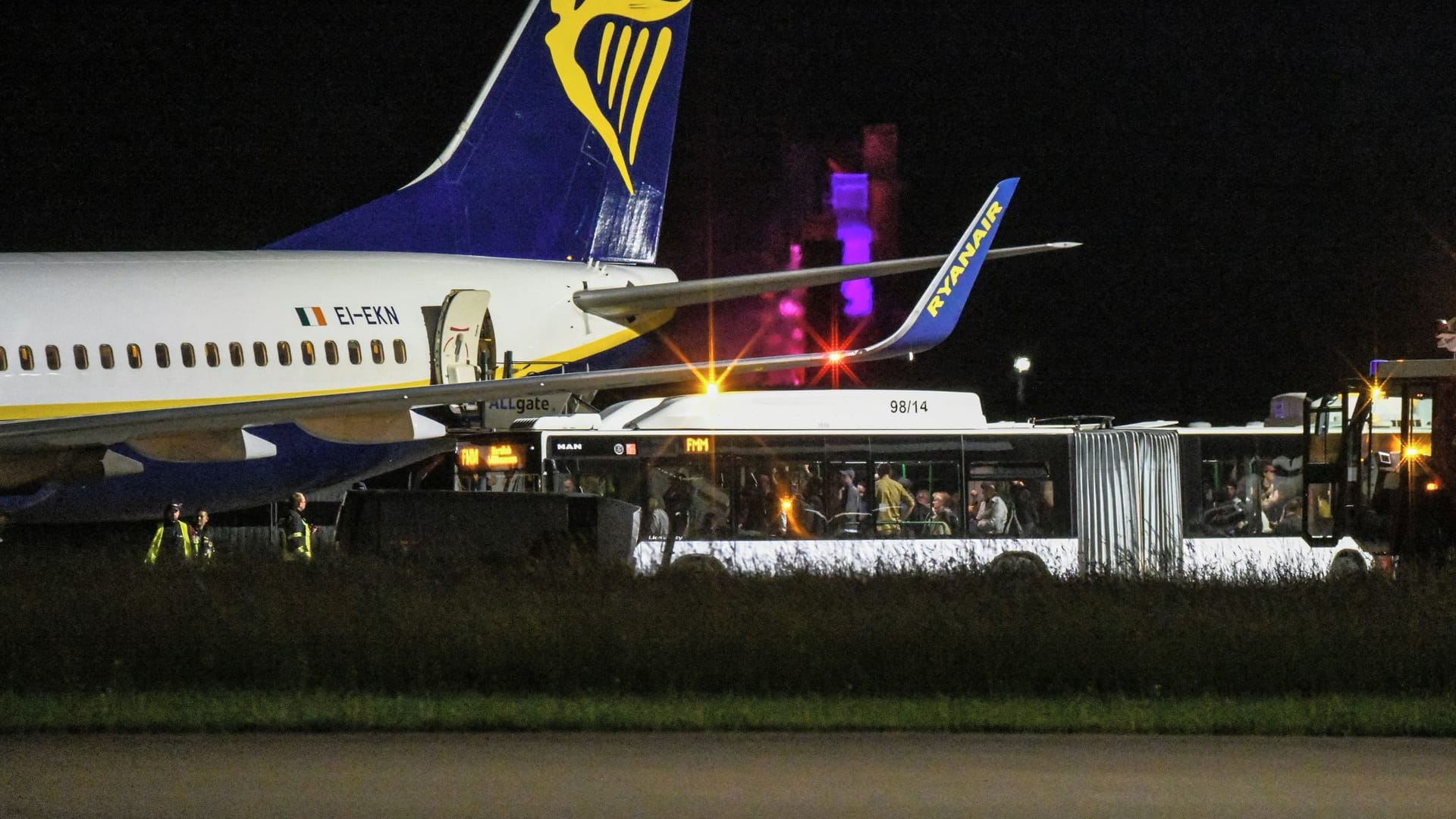 Sicherheitslandung wegen Turbulenzen