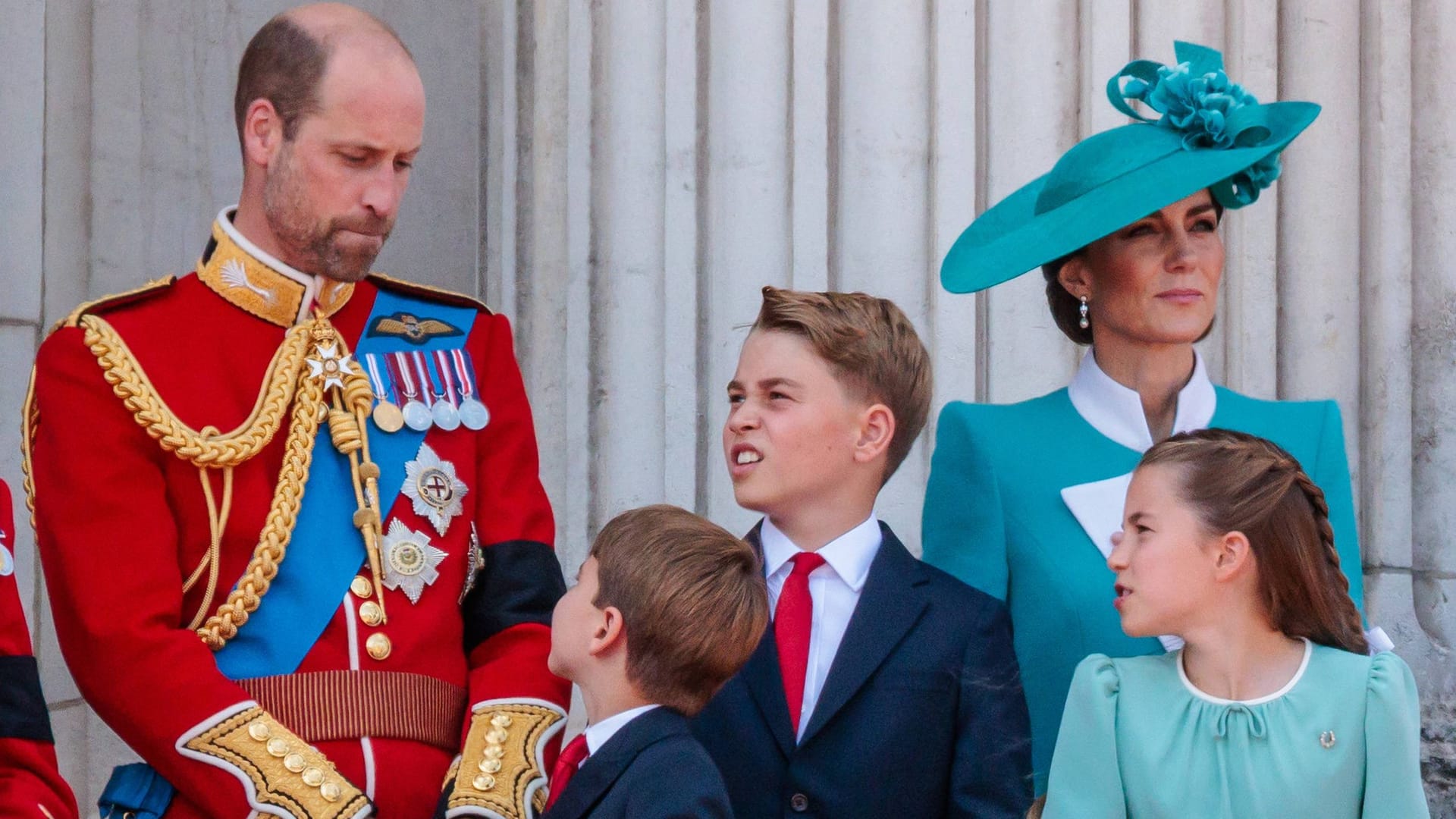 Prinz William und Prinzessin Kate mit ihren Kindern bei der Parade "Trooping the Colour".