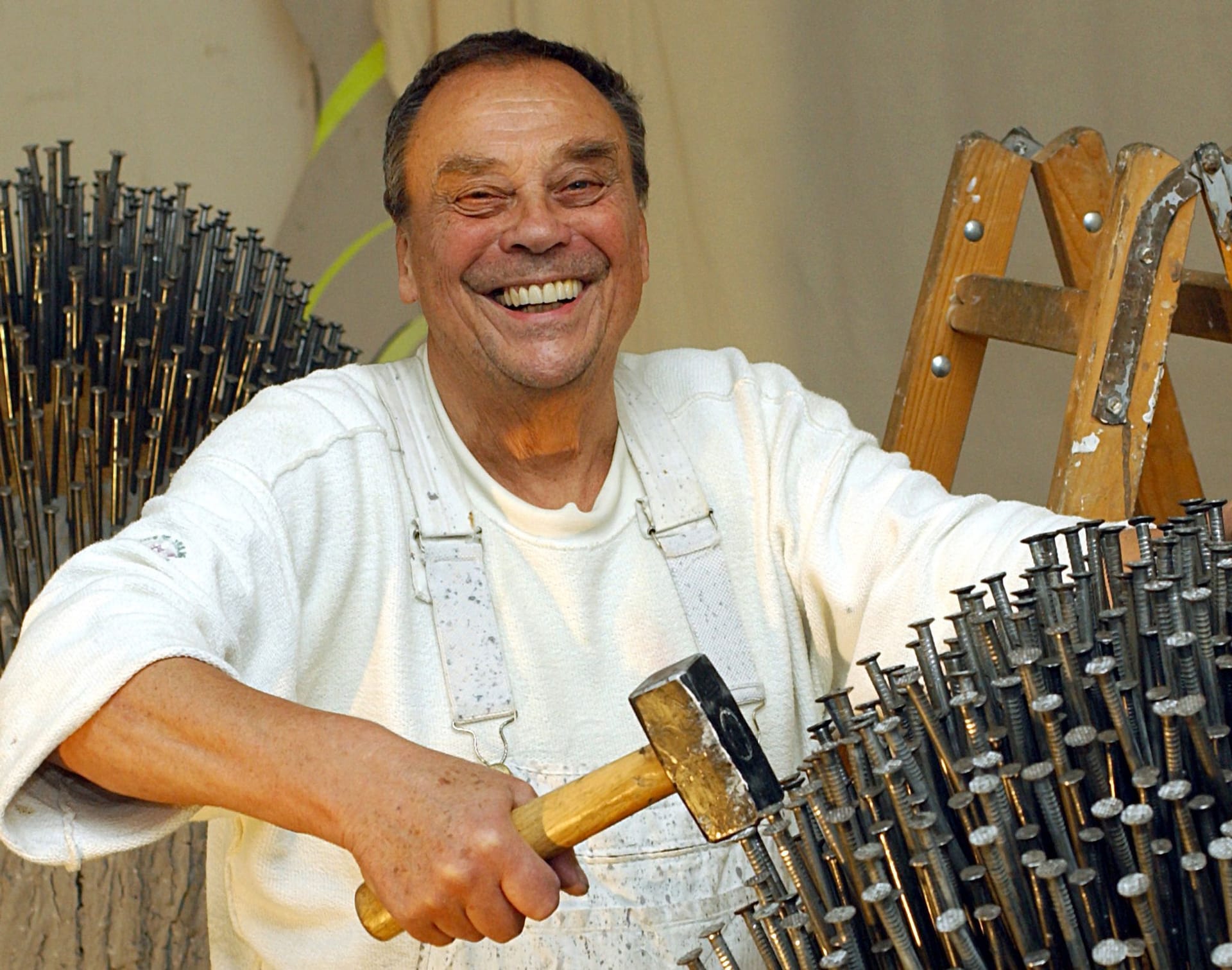 Günther Uecker machte die Nagelkunst berühmt.