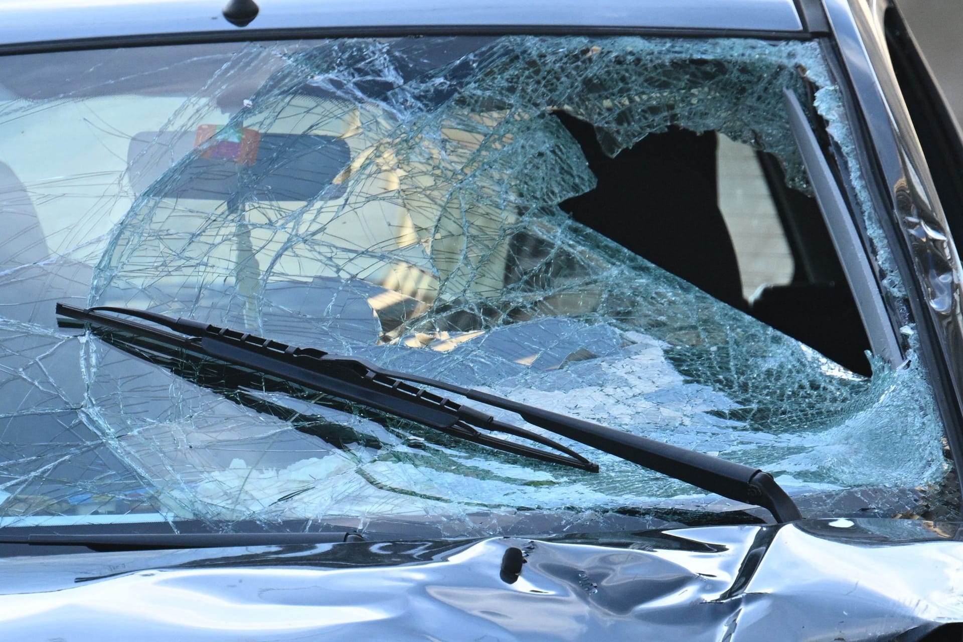 Auto fährt in Menschenmenge in Mannheim
