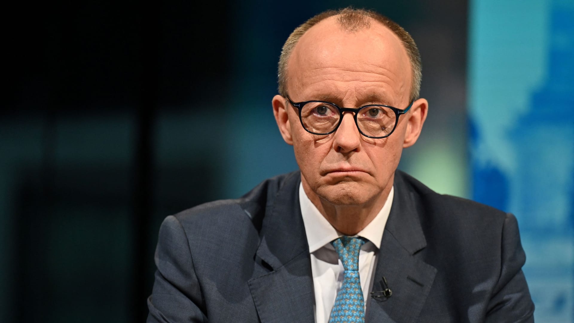 Wahlsieger Friedrich Merz am Wahlabend im deutschen Fernsehen: Deutschland in einer doppelten Drucksituation zwischen Wasington und Moskau.