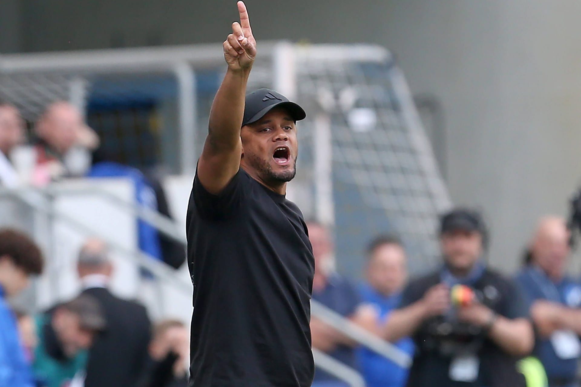 Bayern-Trainer Vincent Kompany: Für den Belgier geht es mit den Münchnern zum ersten Mal in der Klub-WM um Geld und Titel.