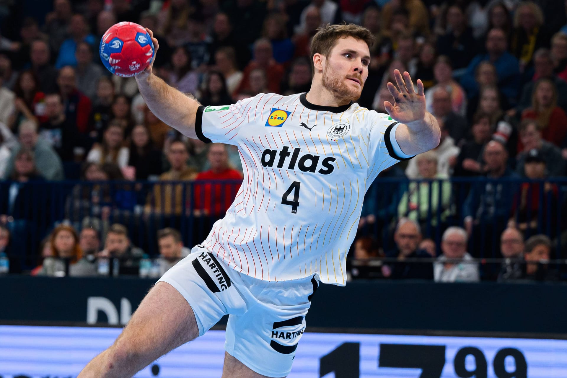 Johannes Golla (Archivbild): Der DHB-Kapitän kommt im November mit seinen Teamkollegen nach München.