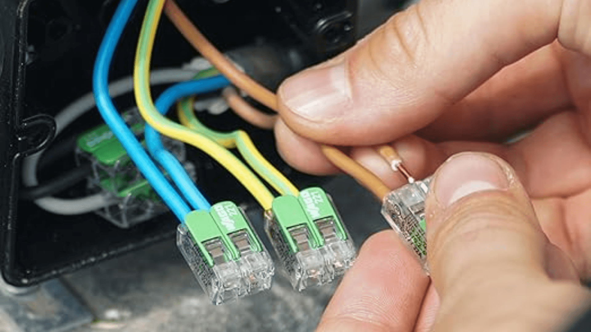 Verbindungsklemmen sind aus den meisten Elektroprojekten nicht wegzudenken.