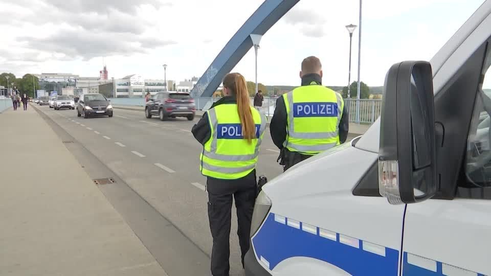 ZURUECKWEISUNGEN-GERICHT/