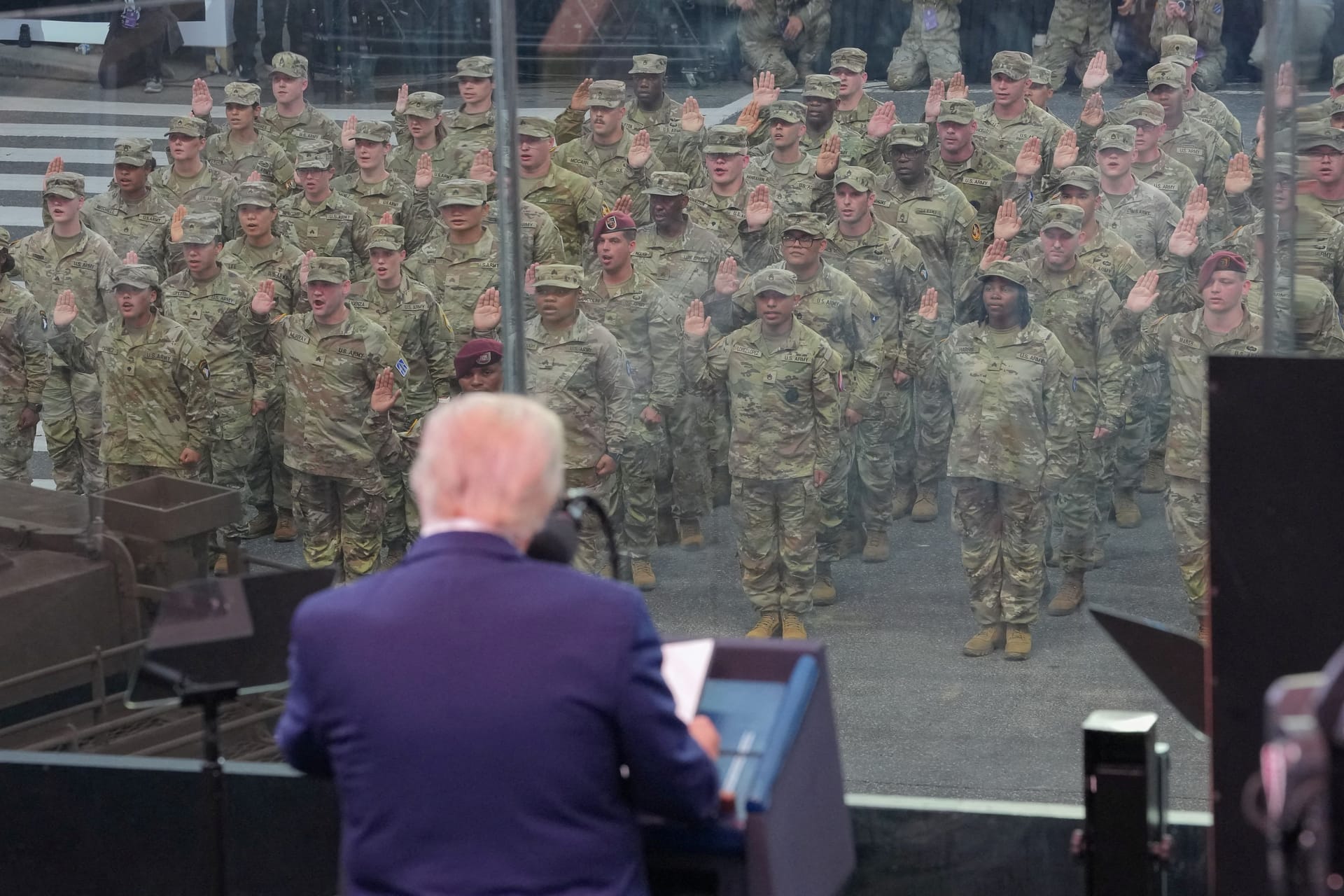 US-Präsident Donald Trump spricht am 250. Jubiläum der amerikanischen Armee in Washington.