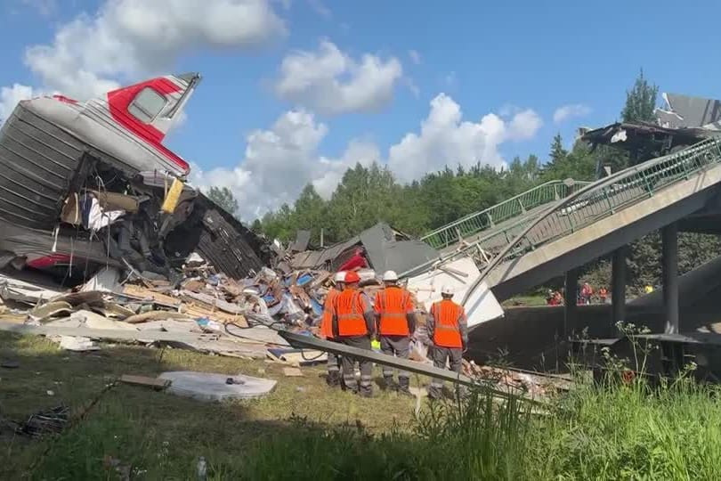 ZUEGE-RUSSLAND/BRUECKE