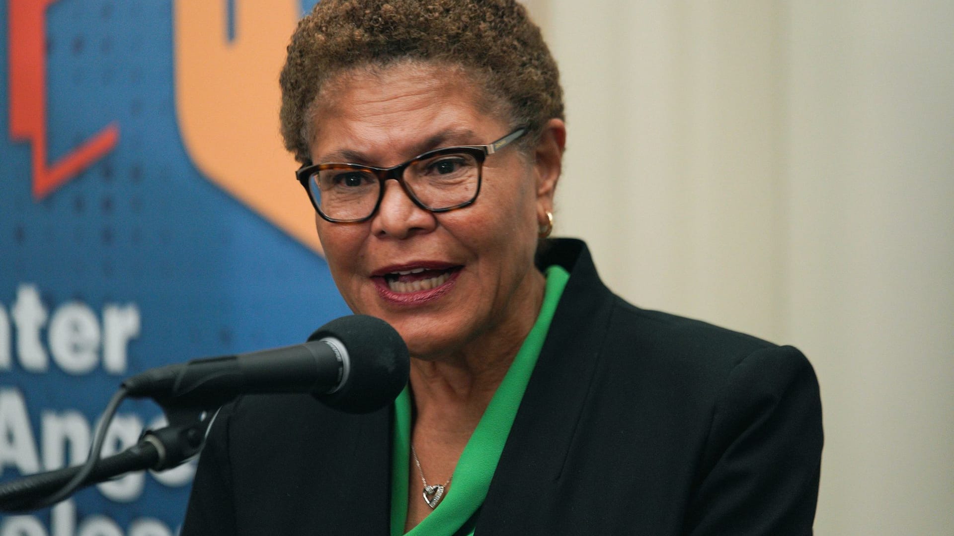 Bürgermeisterin Karen Bass Bürgermeisterin Karen Bass