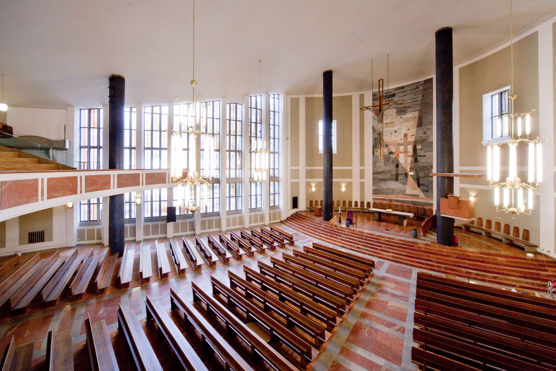 St. Matthäuskirche in München (Archivbild): Wegen antiqueerer Tendenzen brandet Kritik an einem Treffen in der evangelischen Kirche auf.