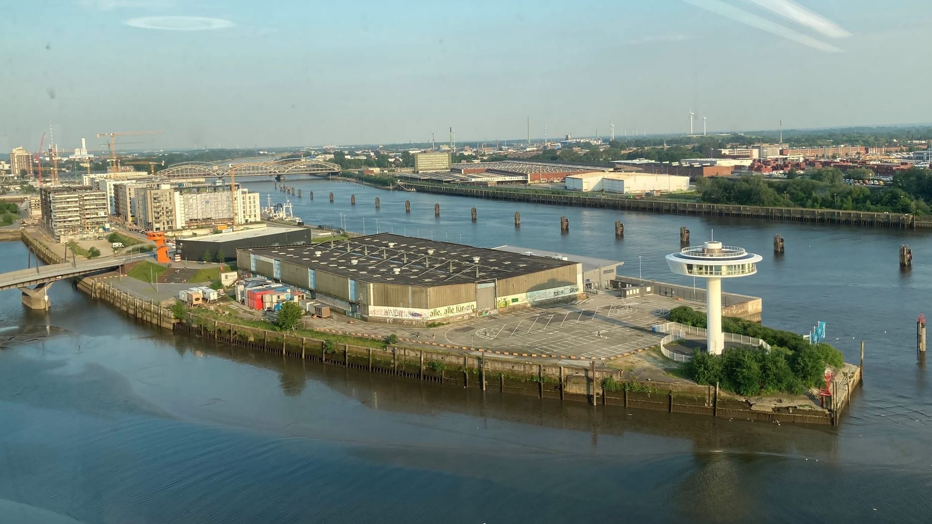Der Baakenhöft in der Hamburger Hafencity (Archivbild): Auf dem Gelände, das der Stadt gehört, soll das neue Opernhaus entstehen.
