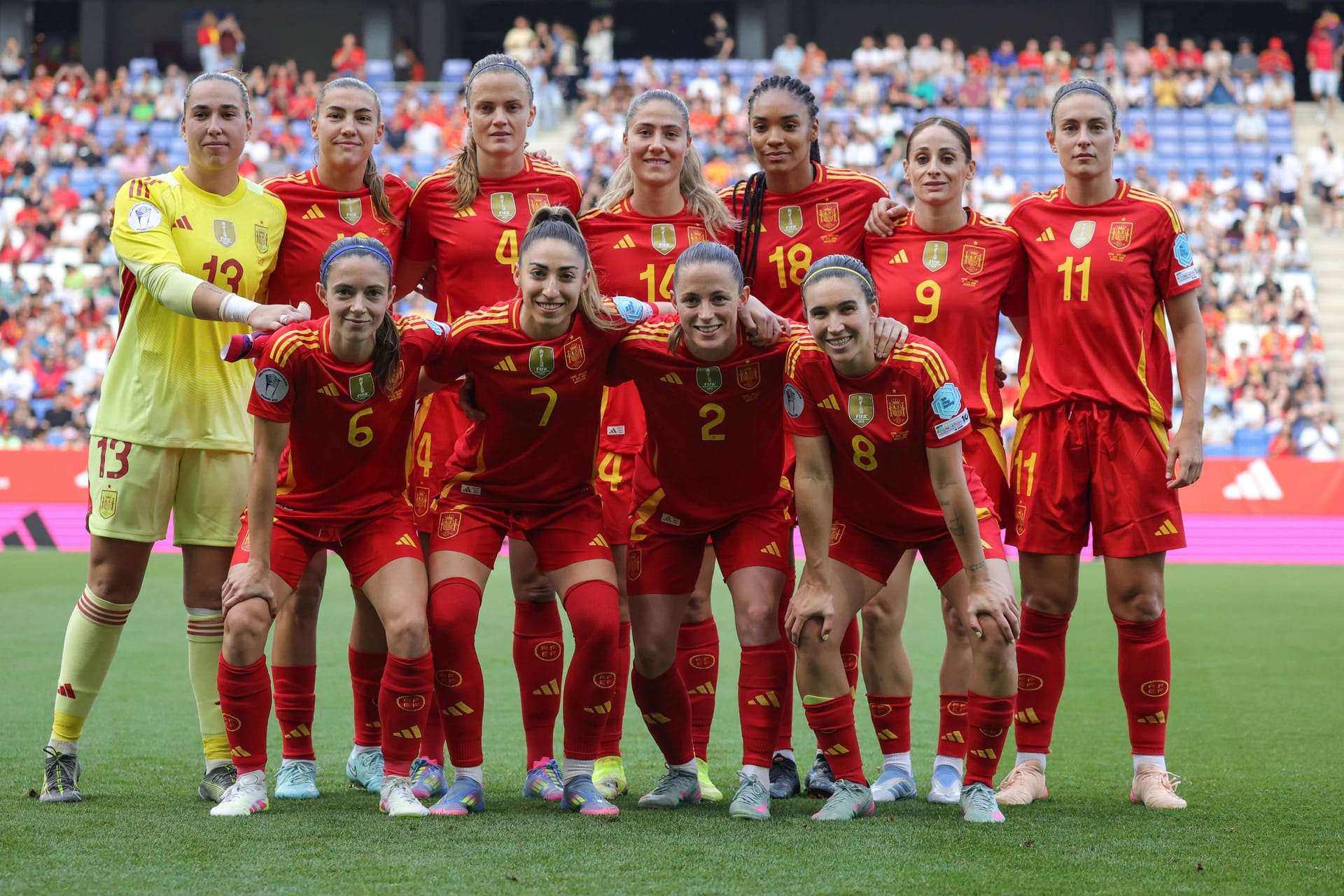 Teamfoto der spanischen Frauen-Nationalmannschaft vor dem Spiel gegen England am 03.06.2025. Teamfoto der spanischen Frauen-Nationalmannschaft vor dem Spiel gegen England am 03.06.2025.