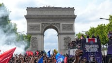 79 Festnahmen nach erneuter Randale bei PSG-Feier in Paris