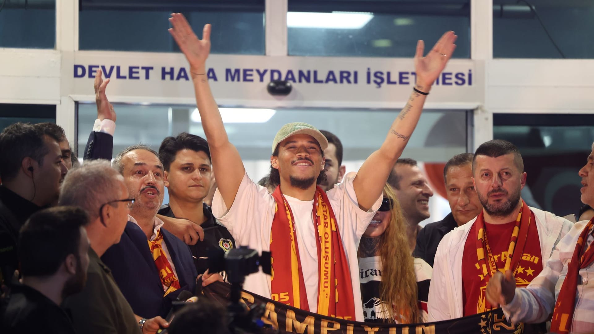 Nationalspieler Sané in der Türkei Nationalspieler Sané in der Türkei