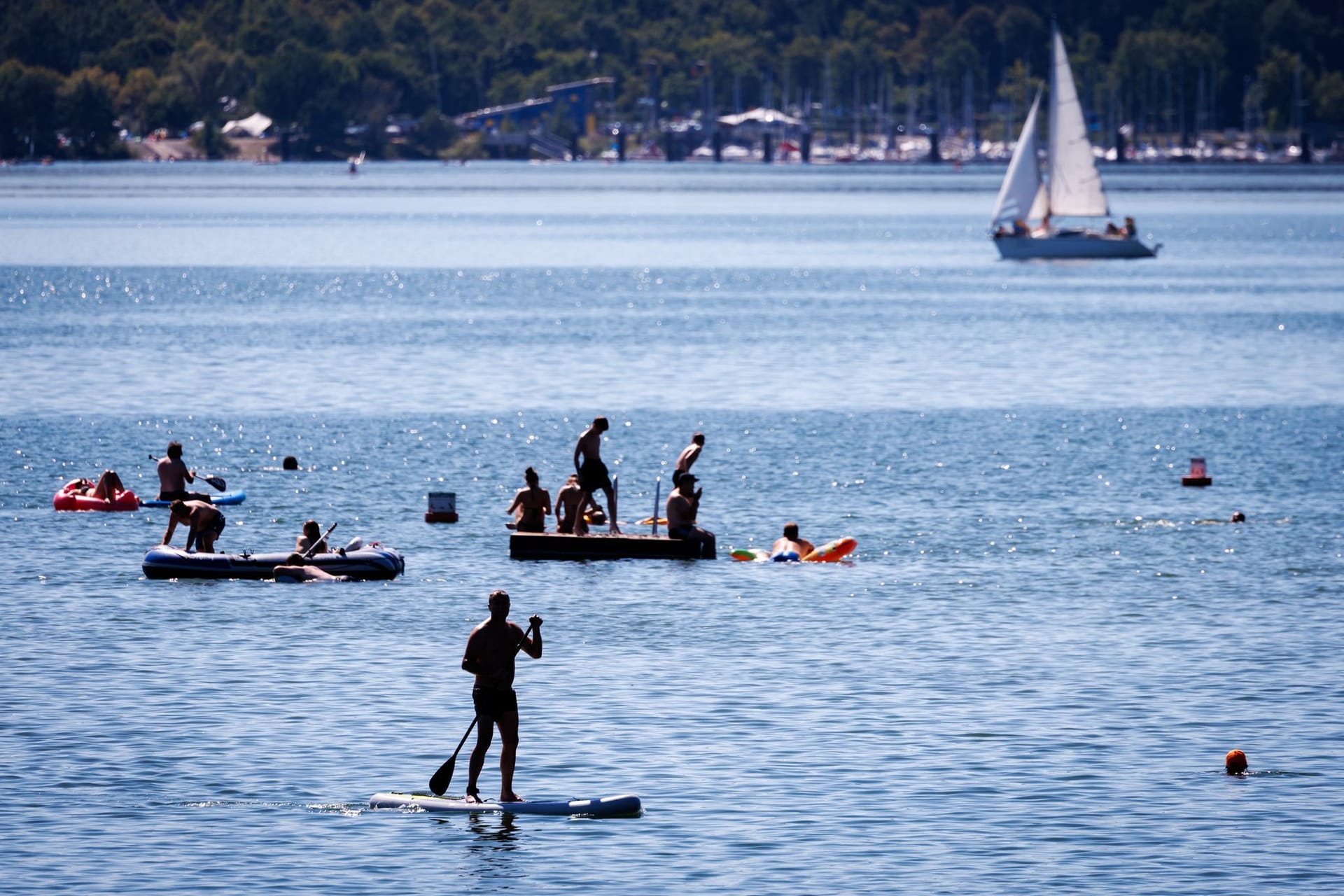 Heißes Sommerwetter am Brombachsee