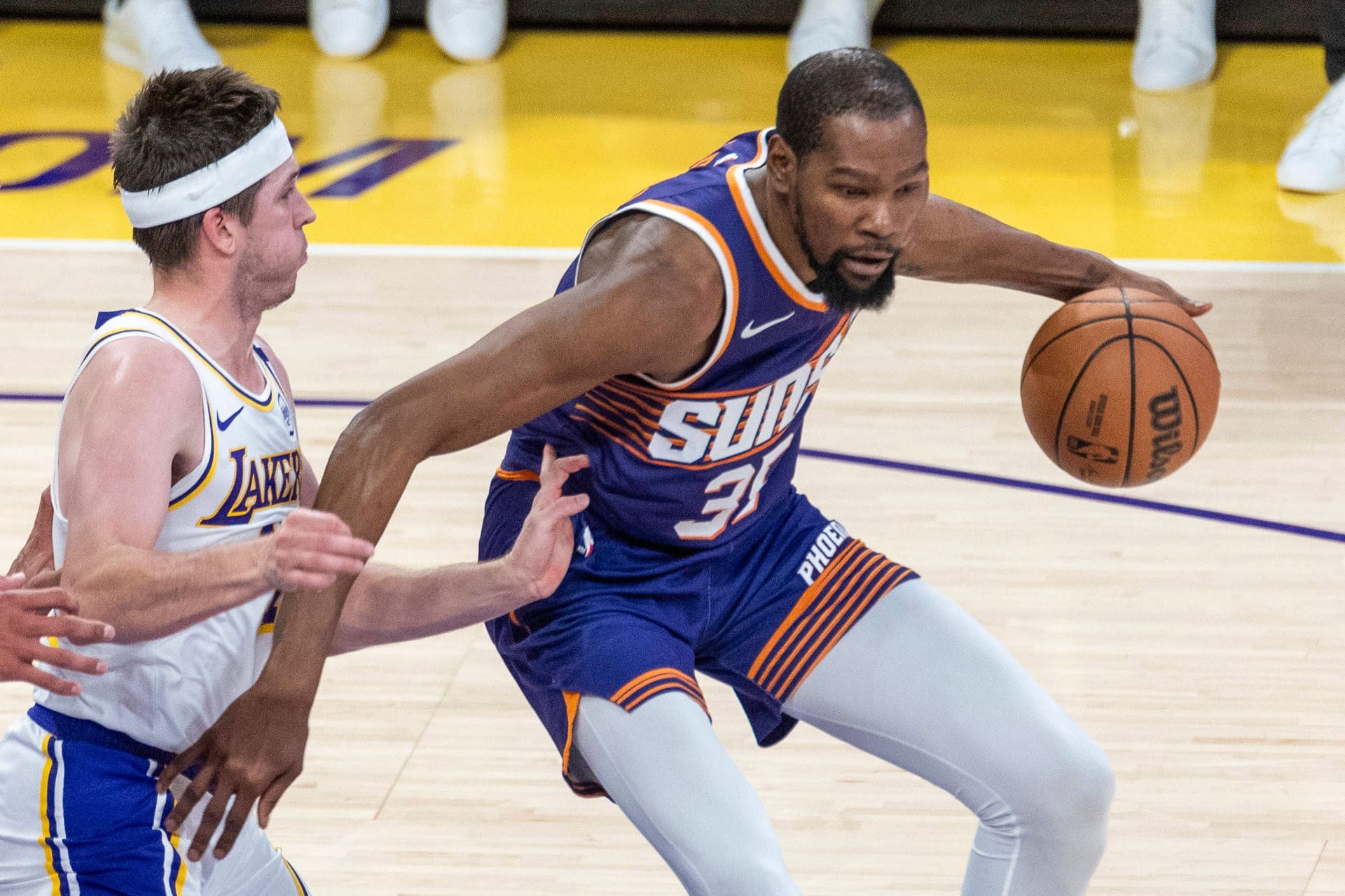 Bald nicht mehr im Suns-Trikot? Kevin Durant (r.) steht vor dem Abschied aus Phoenix.