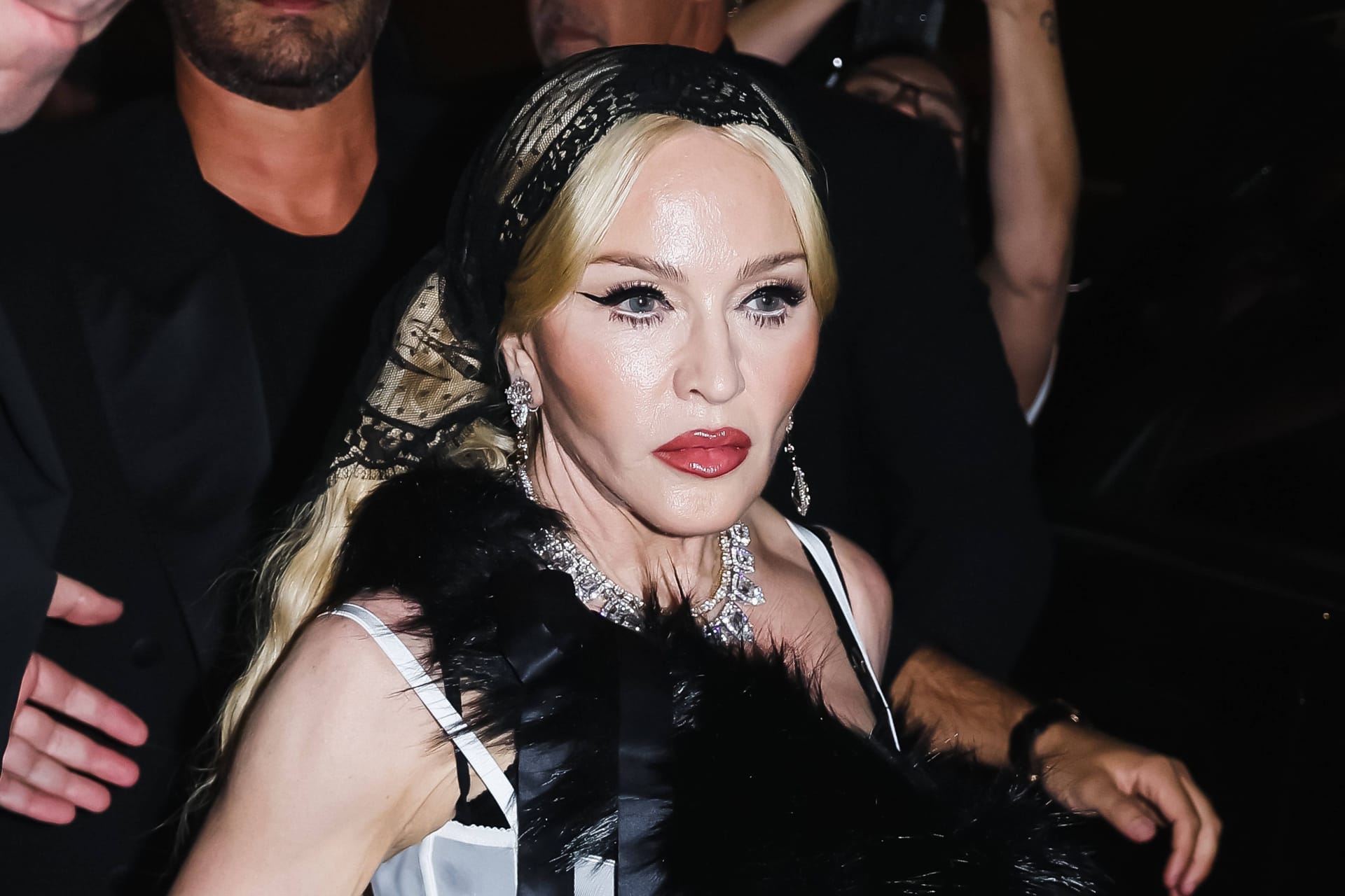 Madonna bei der Fashion Week in Mailand. Die Sängerin zeigte sich jetzt in deutschen Strumpfhosen. (Archivbild)