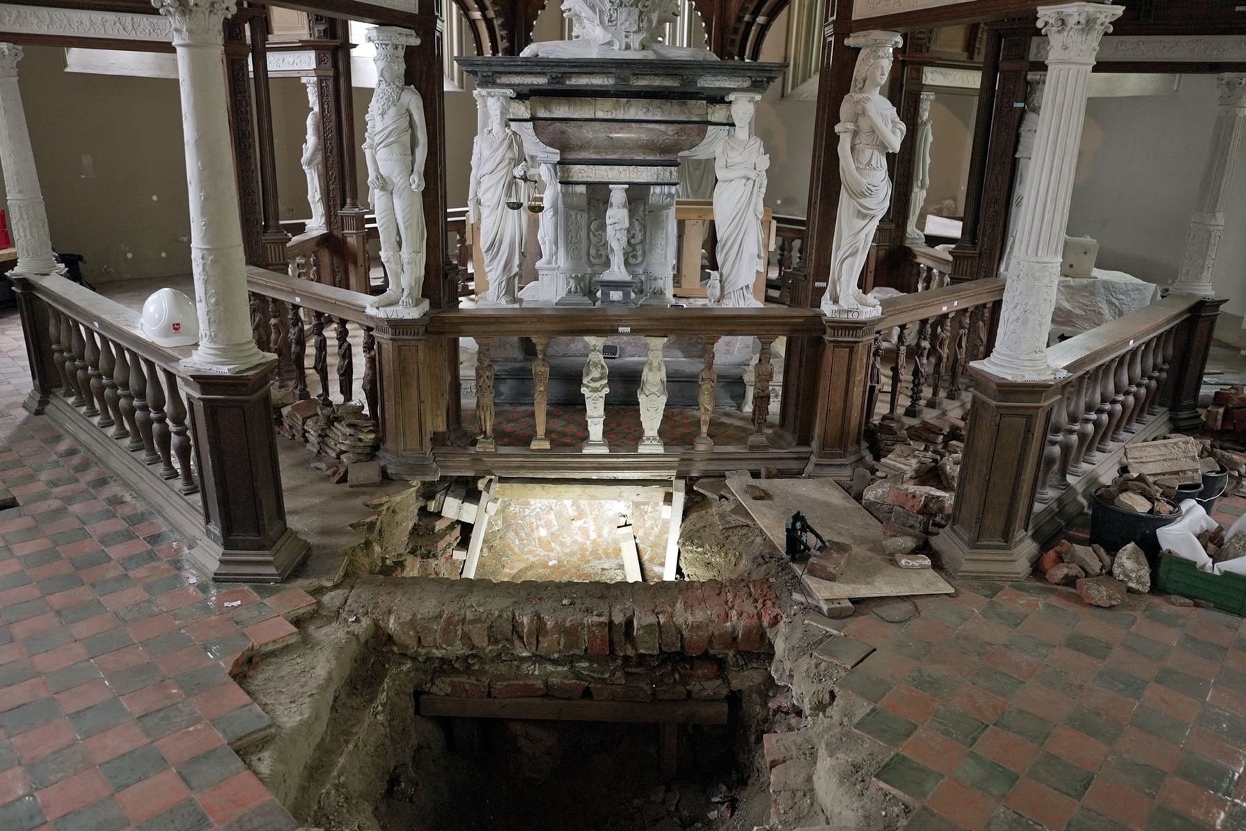 Die Grabstätte unter dem Denkmal war 140 Jahre lang verschlossen.