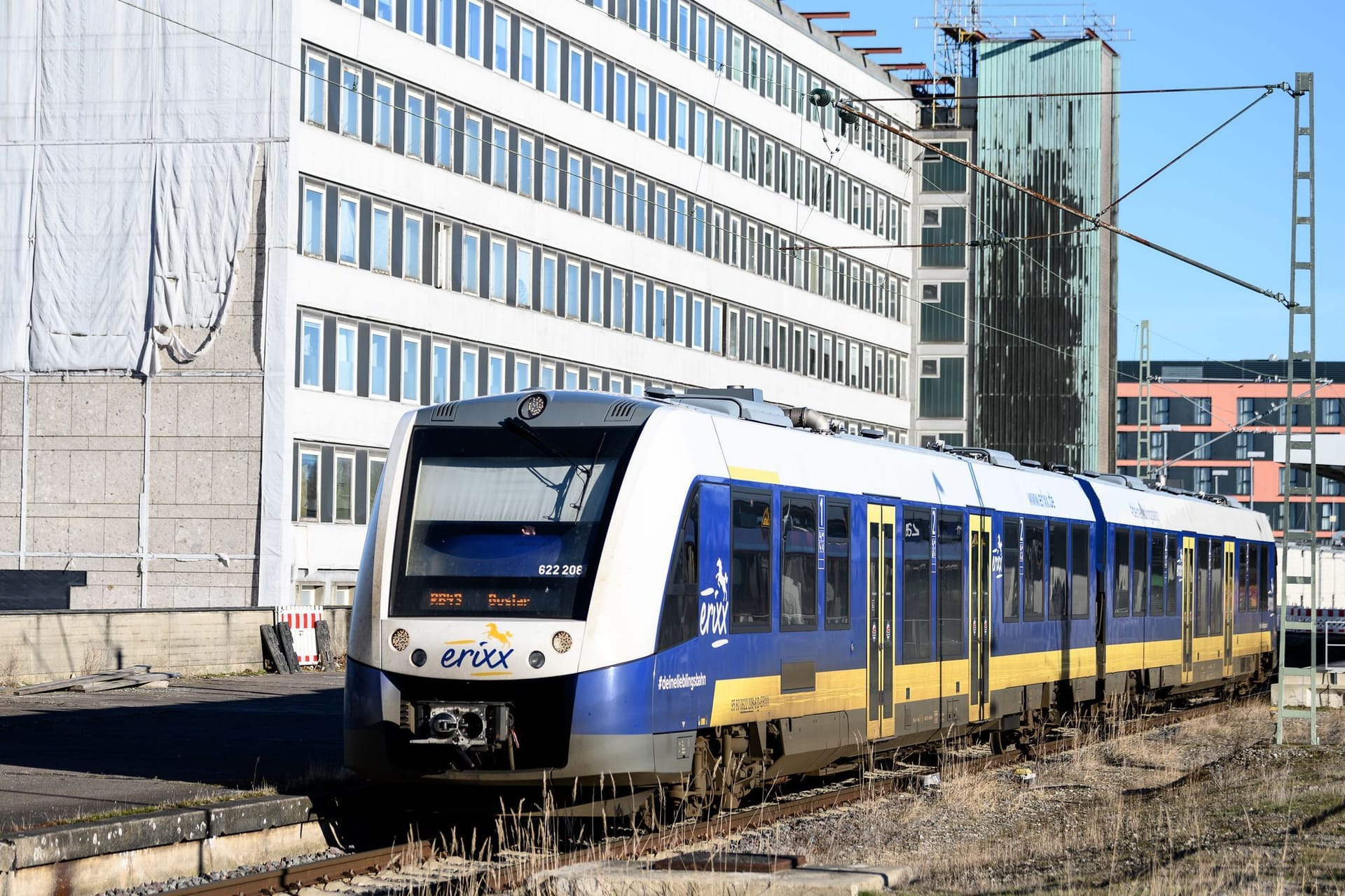 Eine Bahn vom Eisenbahnverkehrsunternehmen Erixx