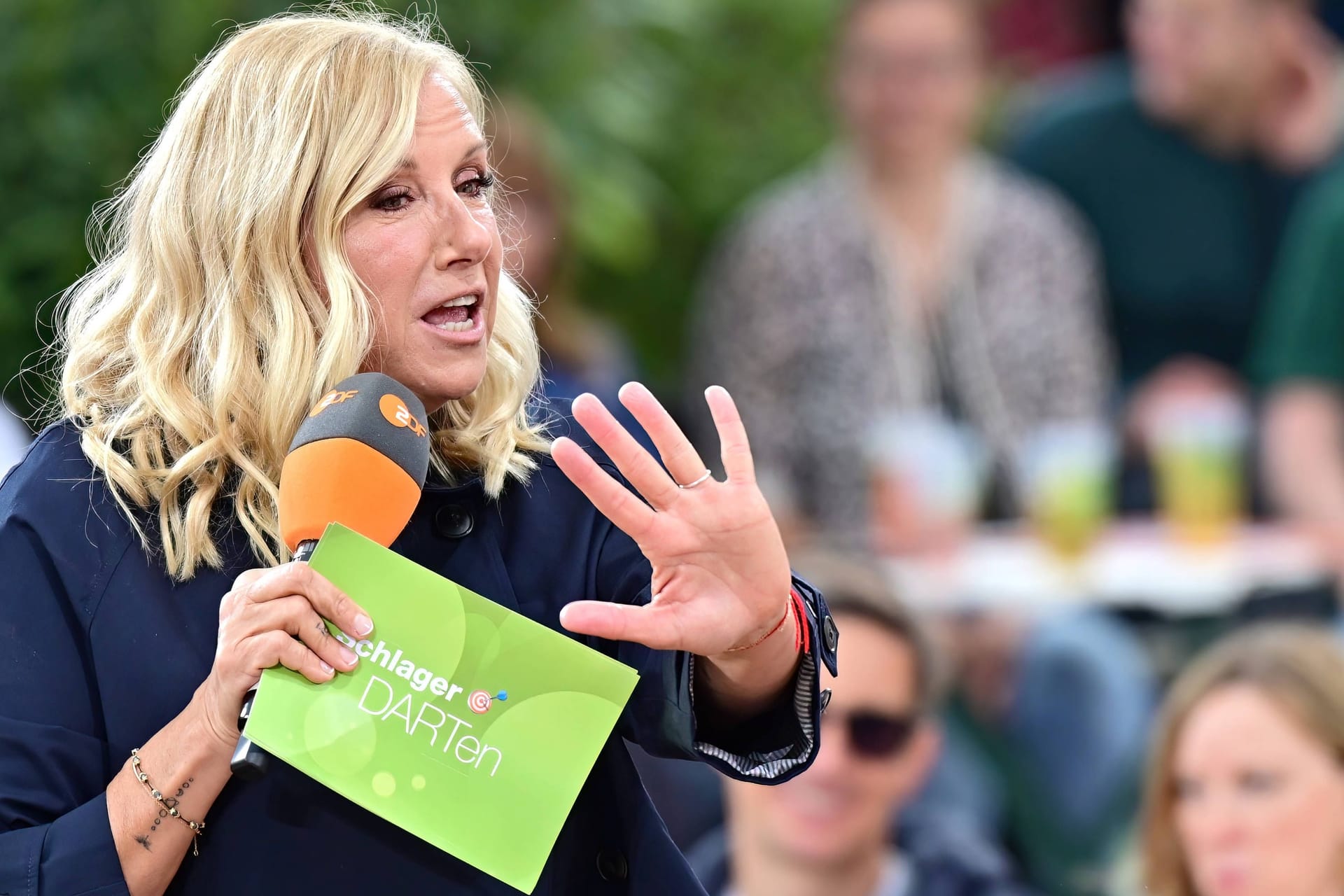 Andrea Kiewel: Seit 2000 steht sie für den "Fernsehgarten" vor der Kamera.