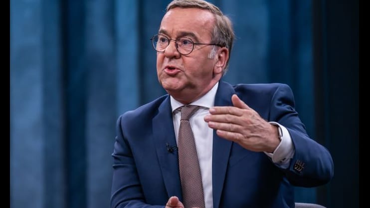 Verteidigungsminister Boris Pistorius (SPD): "Die ersten der von Deutschland finanzierten Systeme werden in den kommenden Tagen ausgeliefert."