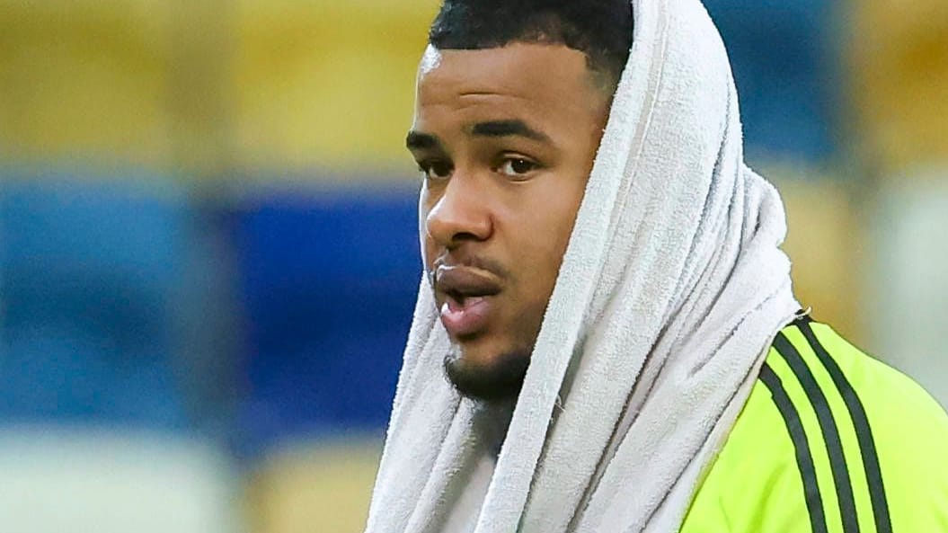 Noah Atubolu: Den Torhüter vom SC Freiburg plagt eine Krankheit.