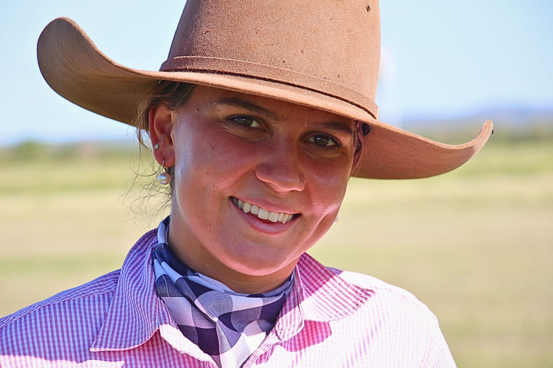Emily Atkins: Die 19-Jährige arbeitet als Jillaroo im Outback in Australien.