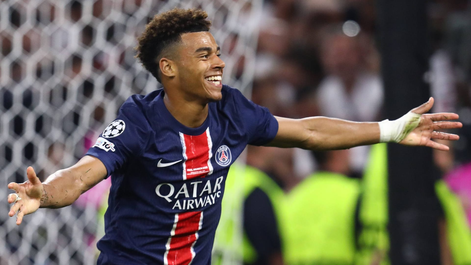 Désiré Doué: Dem 19-Jährigen gelangen im Champions-League-Finale zwei Tore und eine Vorlage.