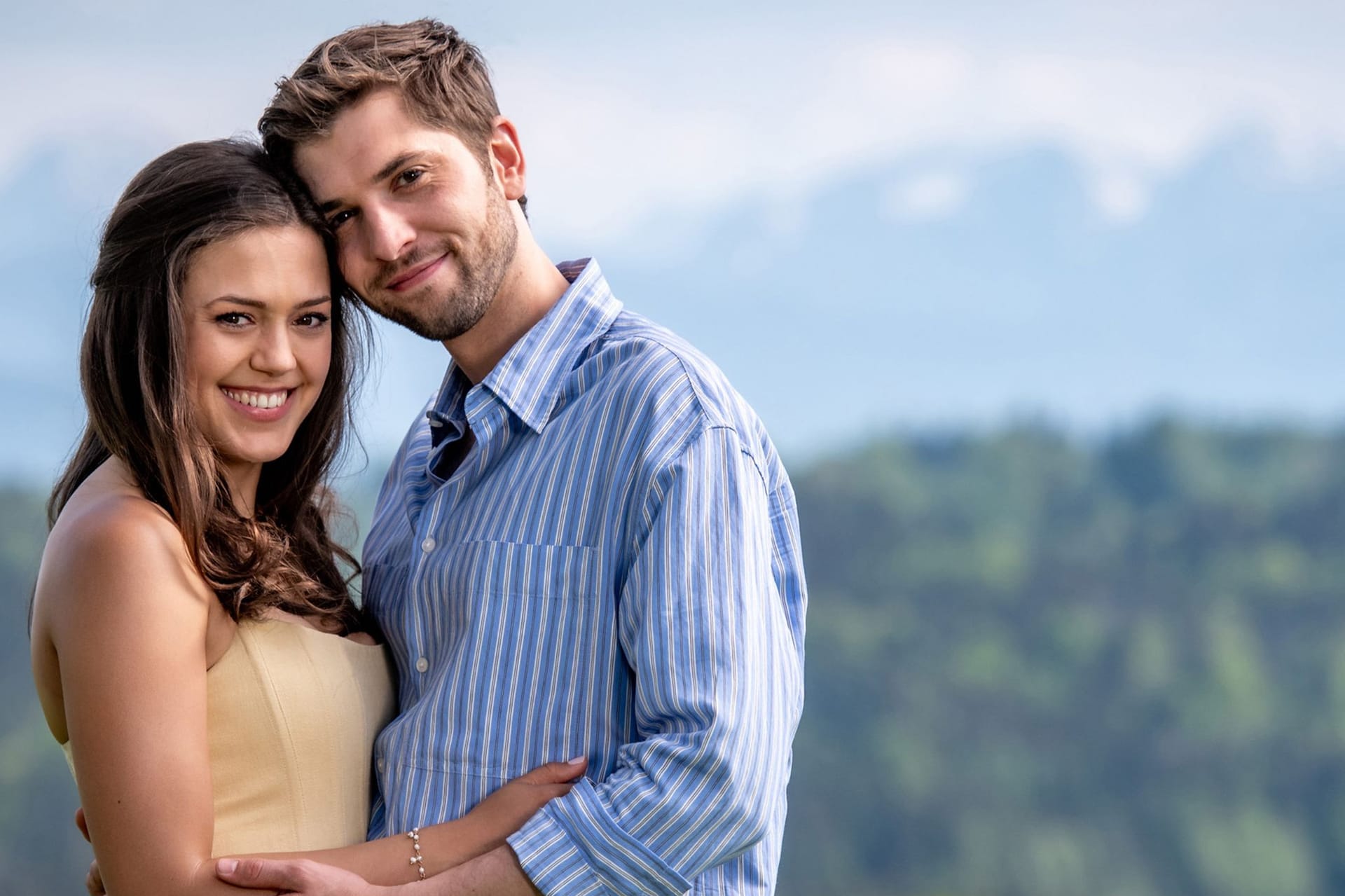 Katharina Scheuba und Elias Reichert: Sie spielen die Hauptrollen in "Sturm der Liebe".