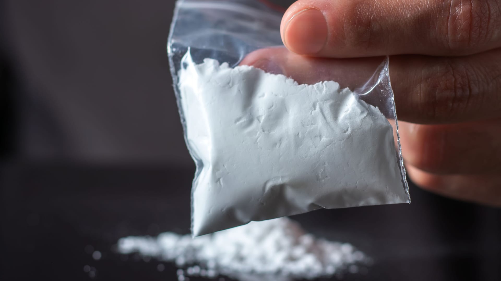 Opioide und Co.: Konsum und Handel mit hochwirksamen Substanzen nimmt zu.