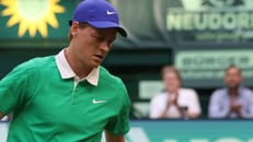 Weltranglistenerster Jannik Sinner in Halle schon raus