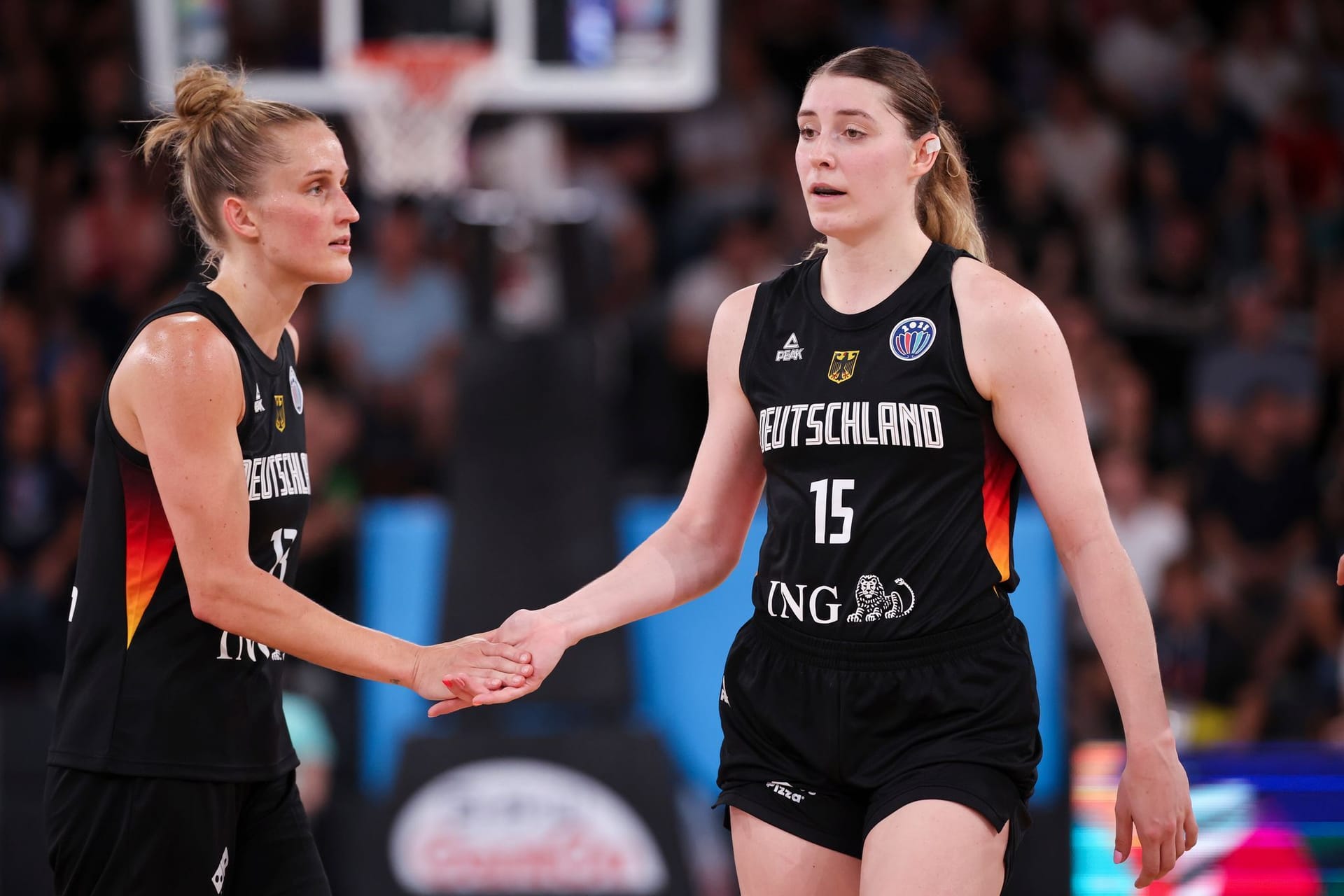 Leonie Fiebich und Luisa Geiselsöder