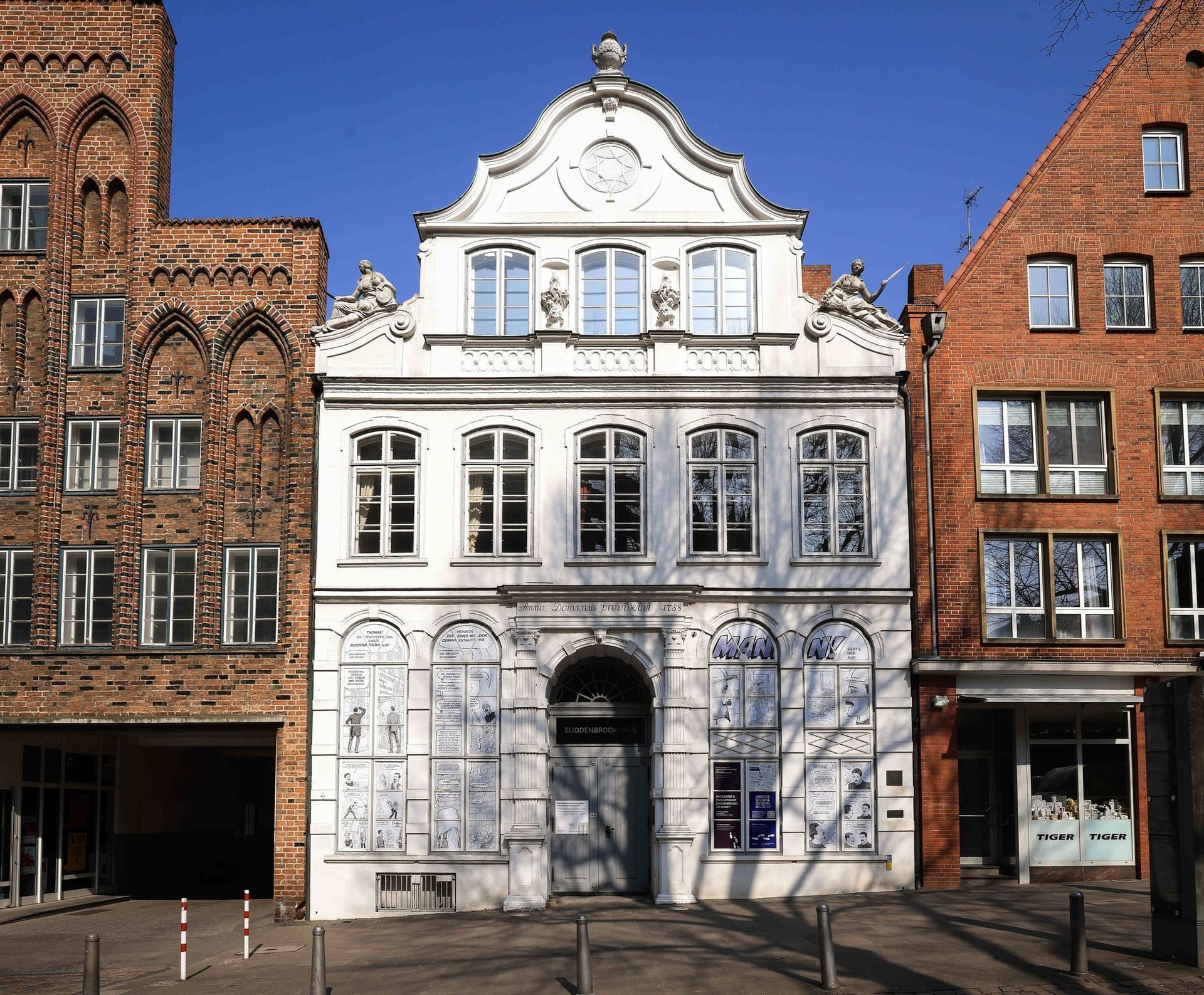 Das Buddenbrookhaus in der Innenstadt von Lübeck, Stammsitz der Familie Mann.