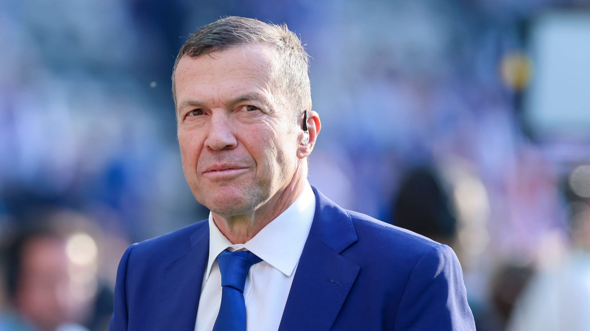 Lothar Matthäus: Er glaubt, Bayern hat sich nicht genug um Leroy Sané bemüht. Lothar Matthäus: Er glaubt, Bayern hat sich nicht genug um Leroy Sané bemüht.