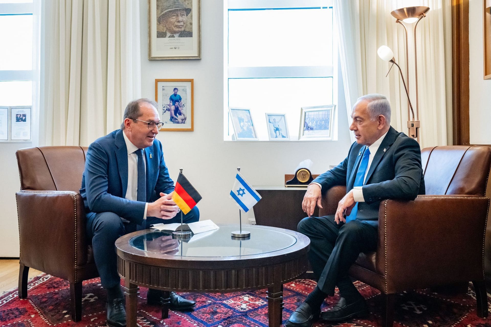 Dobrindt zu Überraschungsbesuch in Israel