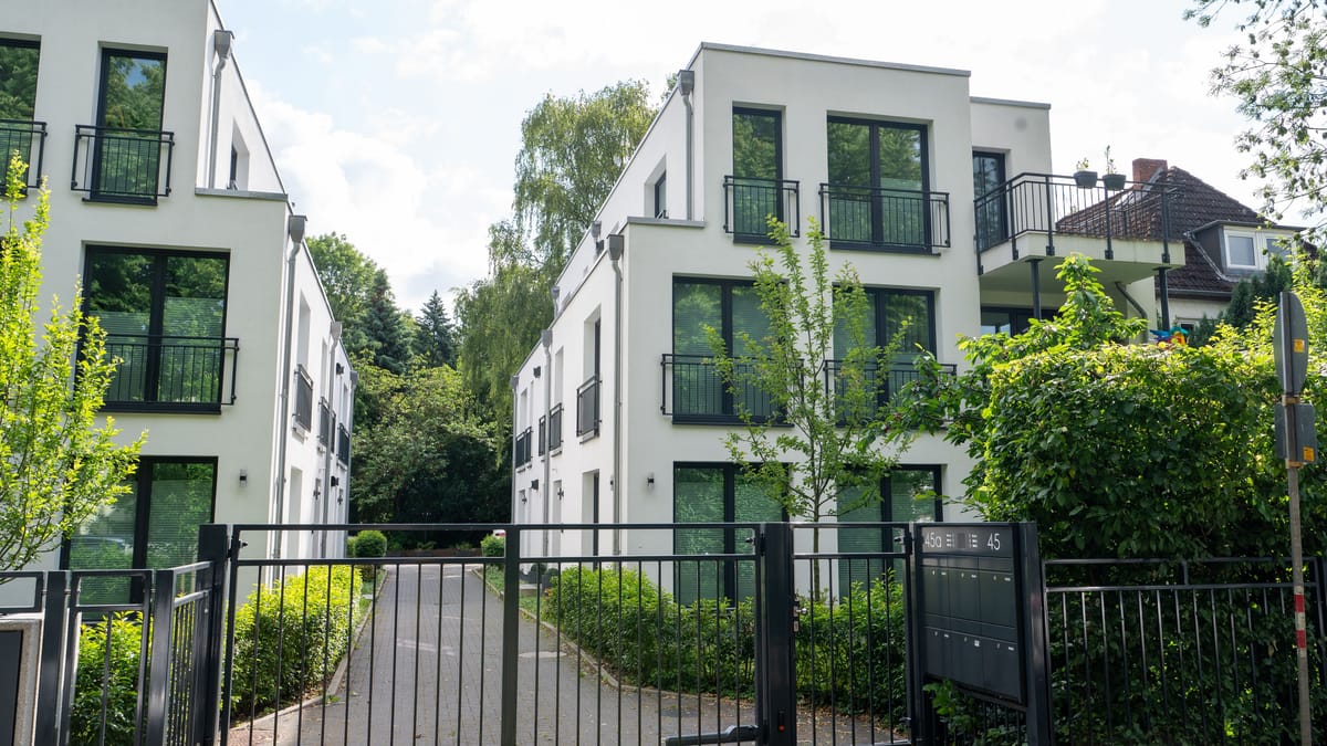 Nekdanji agent FBI obtožil hamburško policijo neukrepanja v primeru 'Belega tigra'