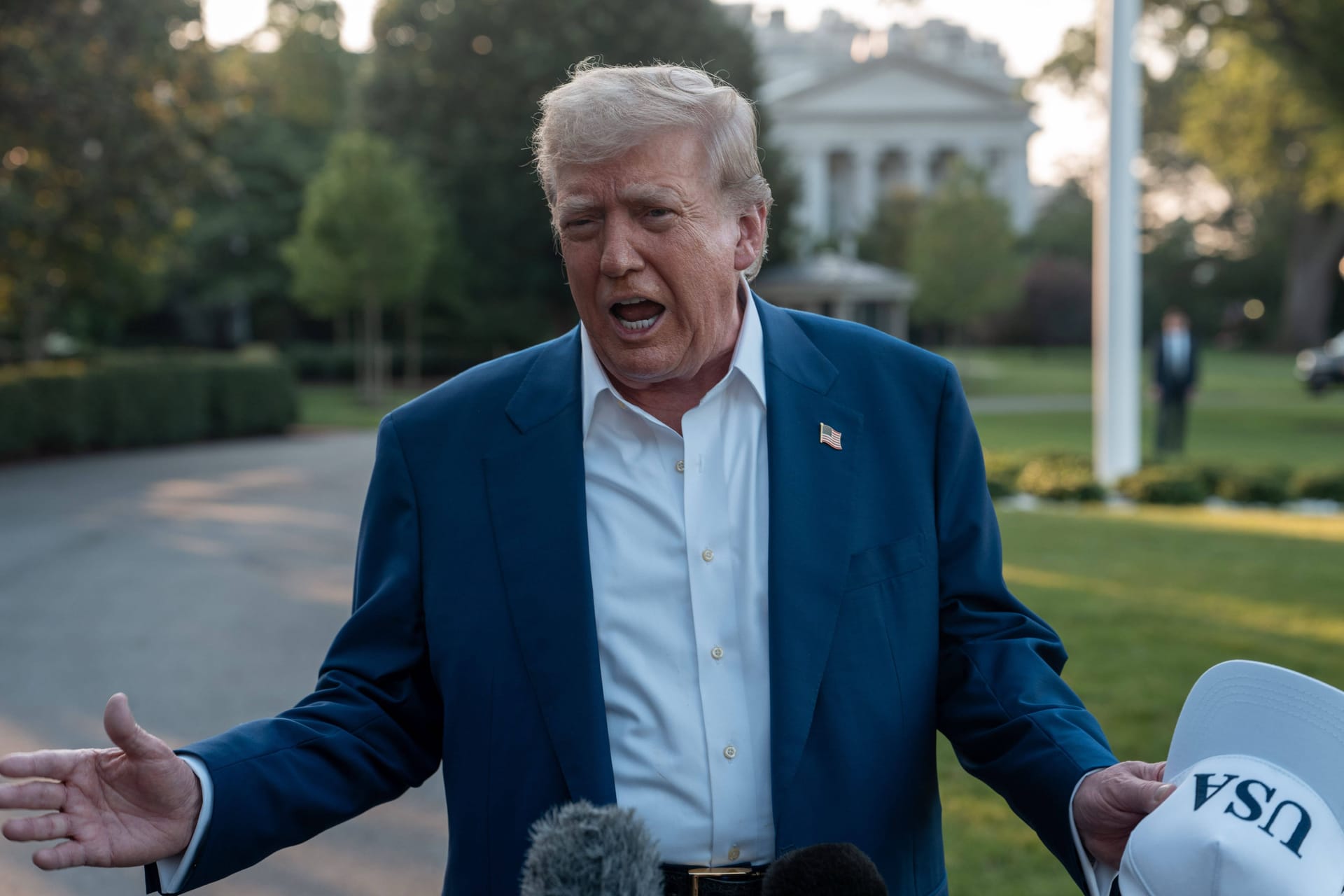 Trump wütet vor Journalisten.