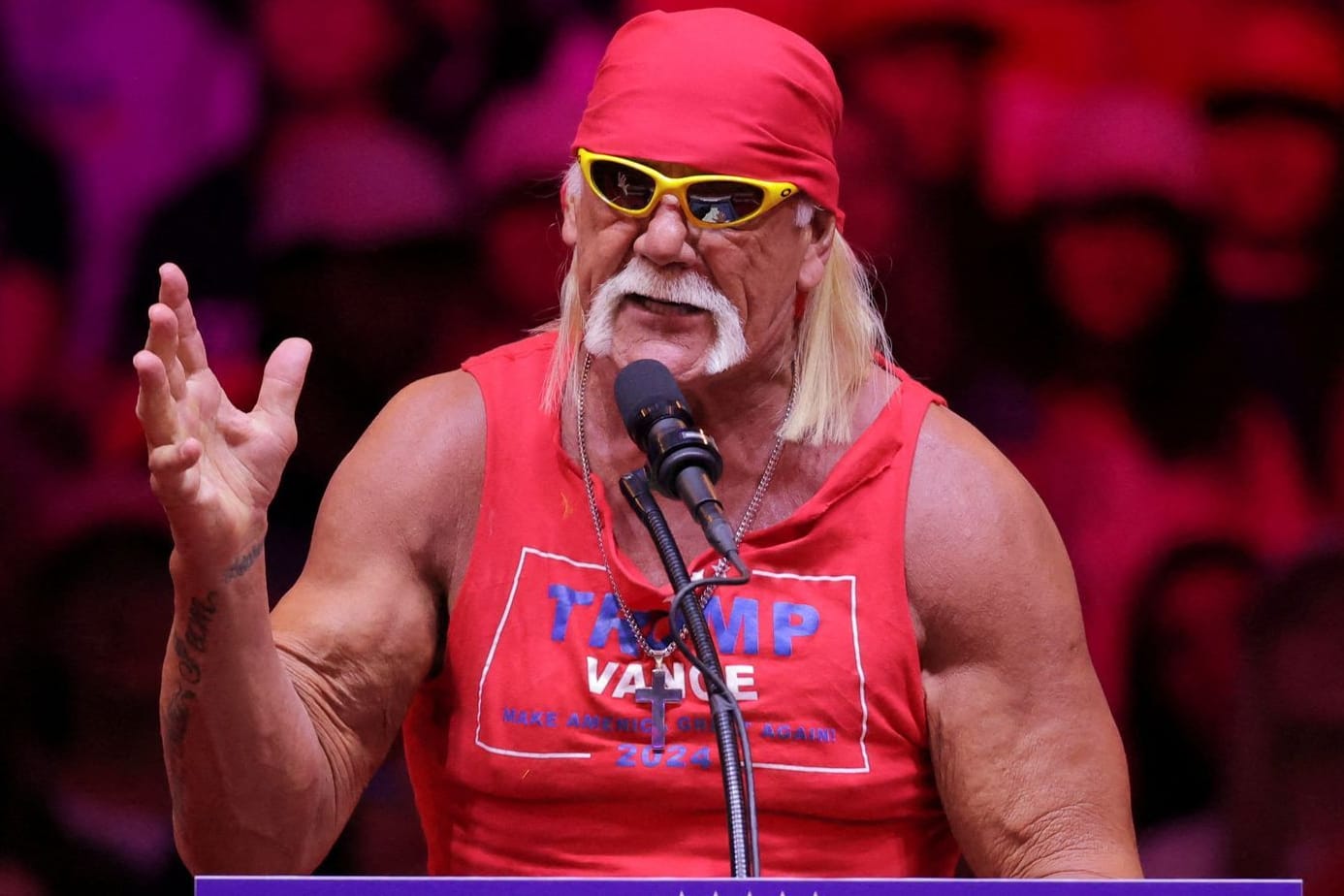 PEOPLE-HULK HOGAN/